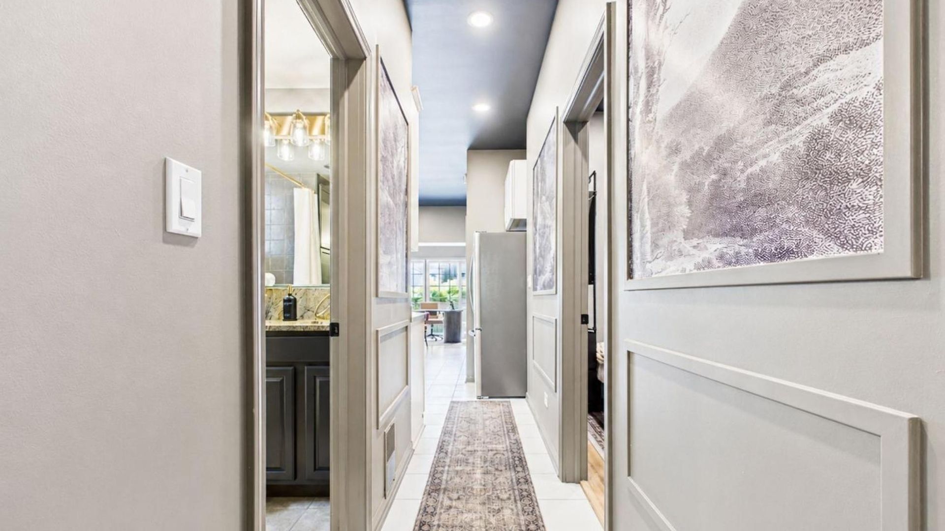 The Velvet Manor Luxe 3br Jacuzzi Garage Apartment Chicago
