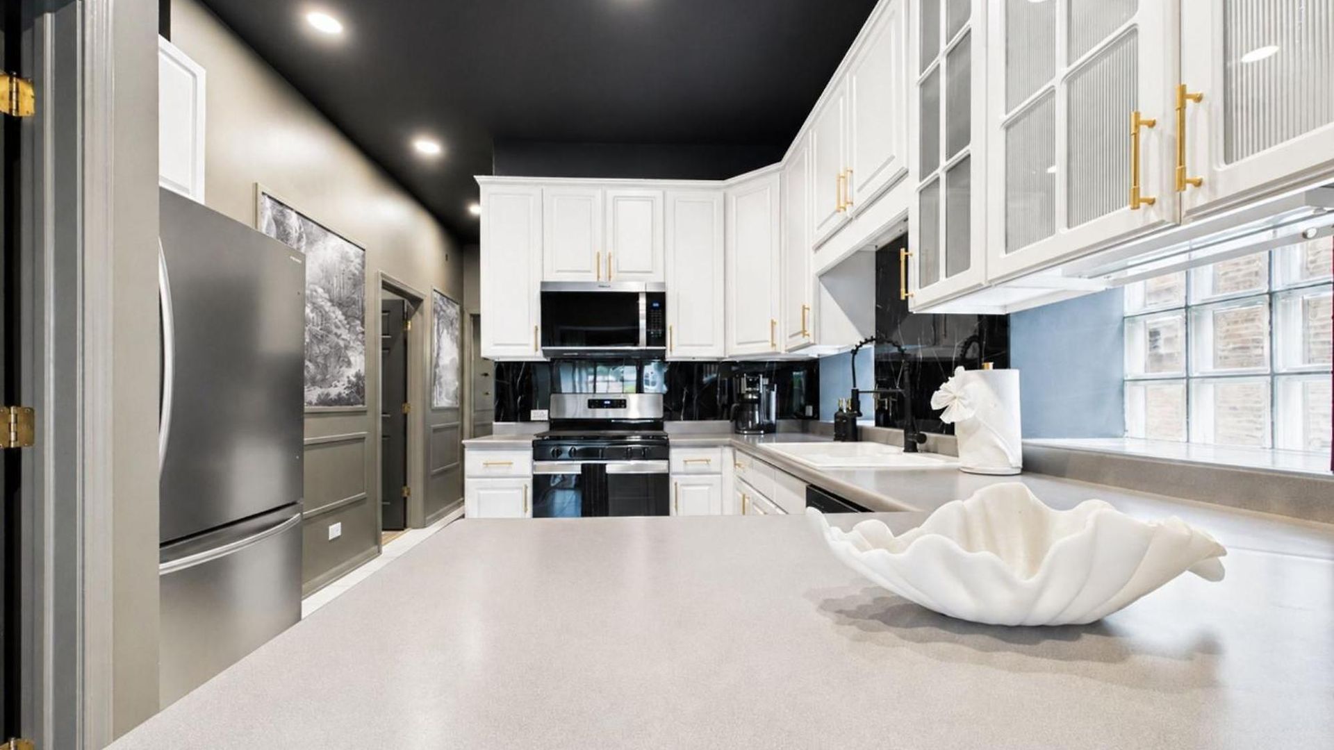 Apartment The Velvet Manor Luxe 3br Jacuzzi Garage Chicago