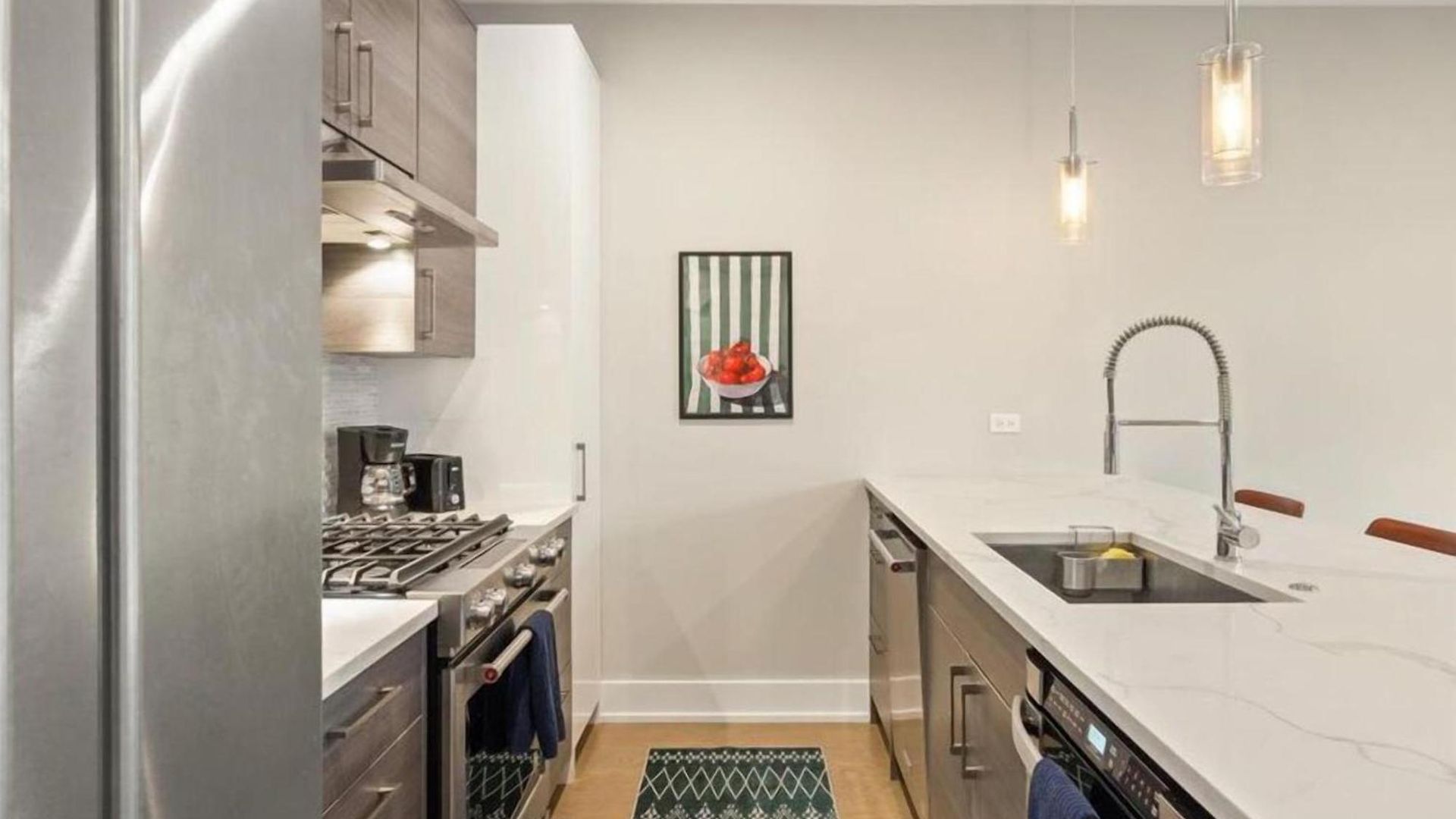 Apartment The Spot Eclectic • Modern • Sleeps 6