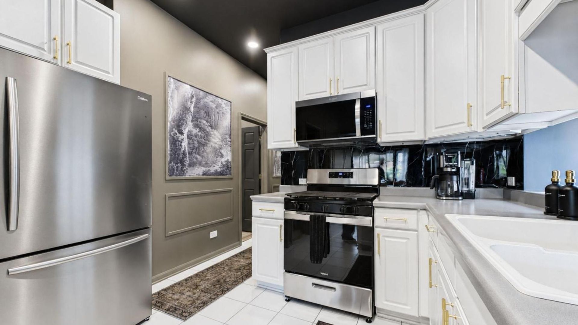 The Velvet Manor Luxe 3br Jacuzzi Garage * Chicago