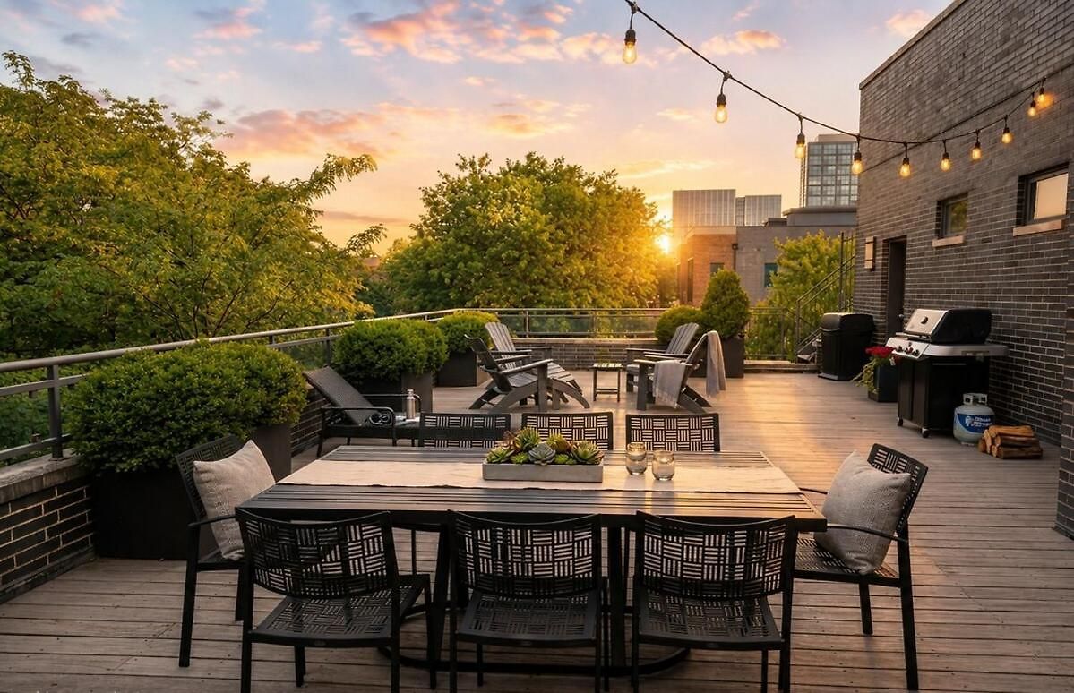 Little Italy 4br Retreat With Optional Parking Apartment