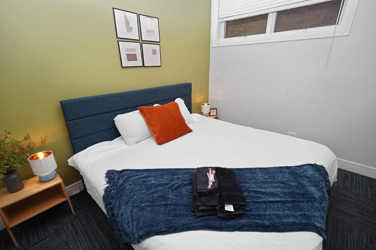 Apartment Little Italy 5br With Optional Parking