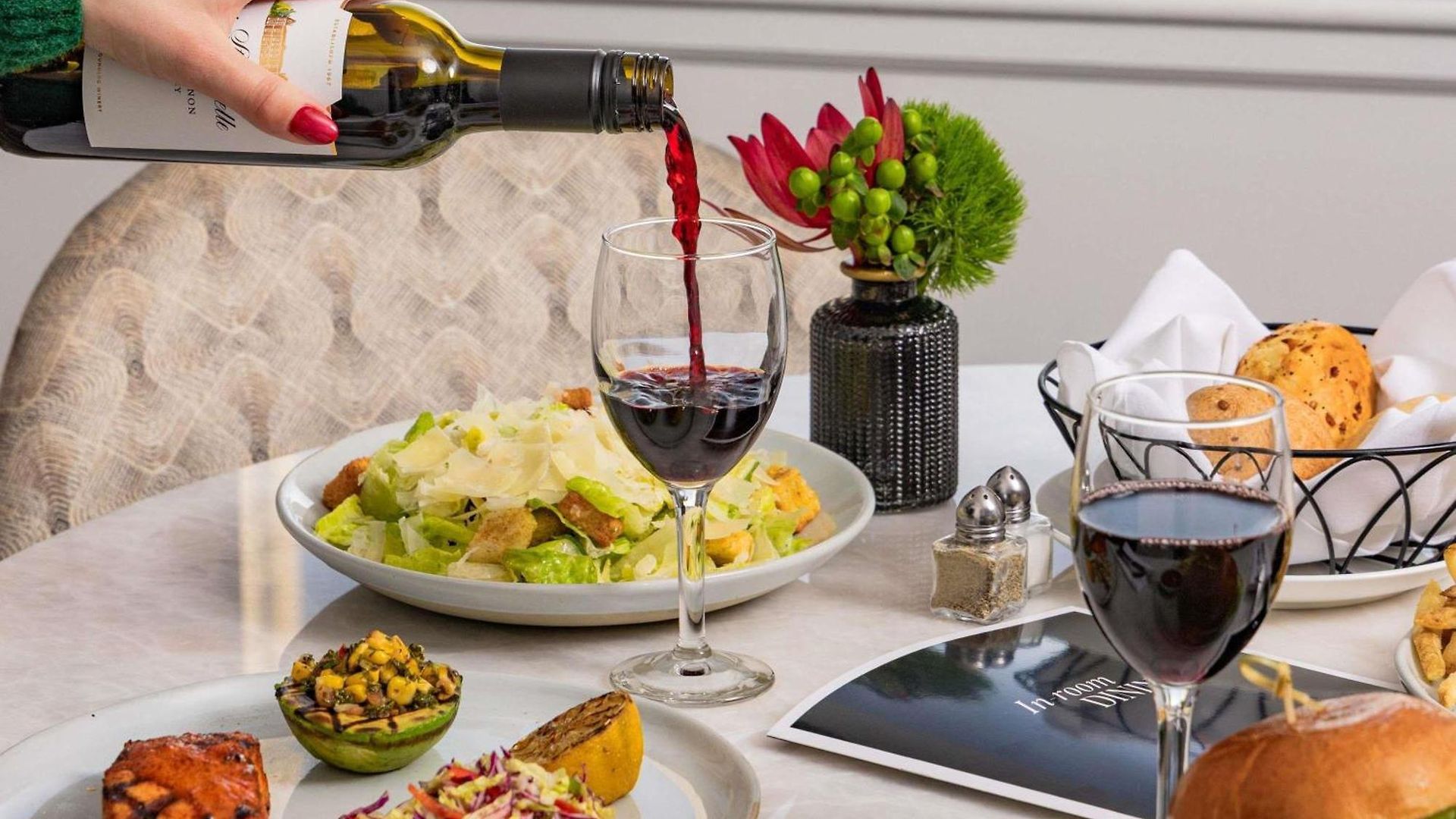 Fairmont Millennium Park Hotel 4*