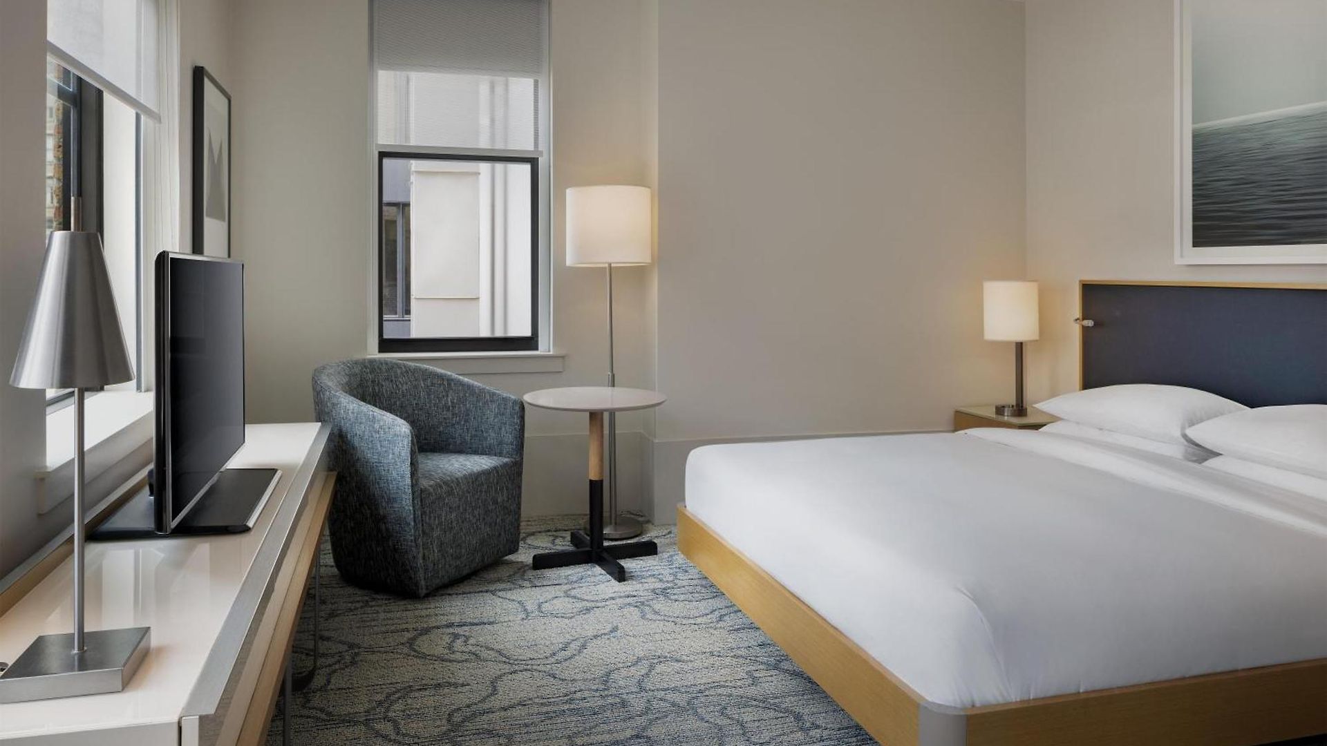 Hyatt Centric The Loop 4*