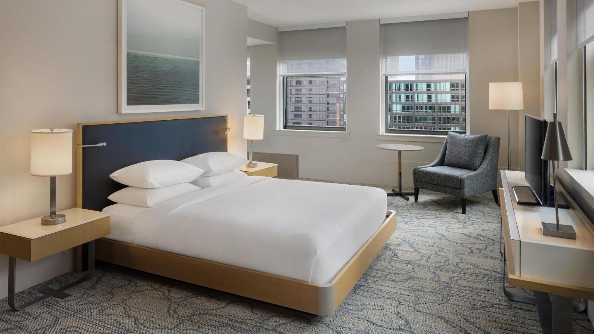 Hyatt Centric The Loop 4*
