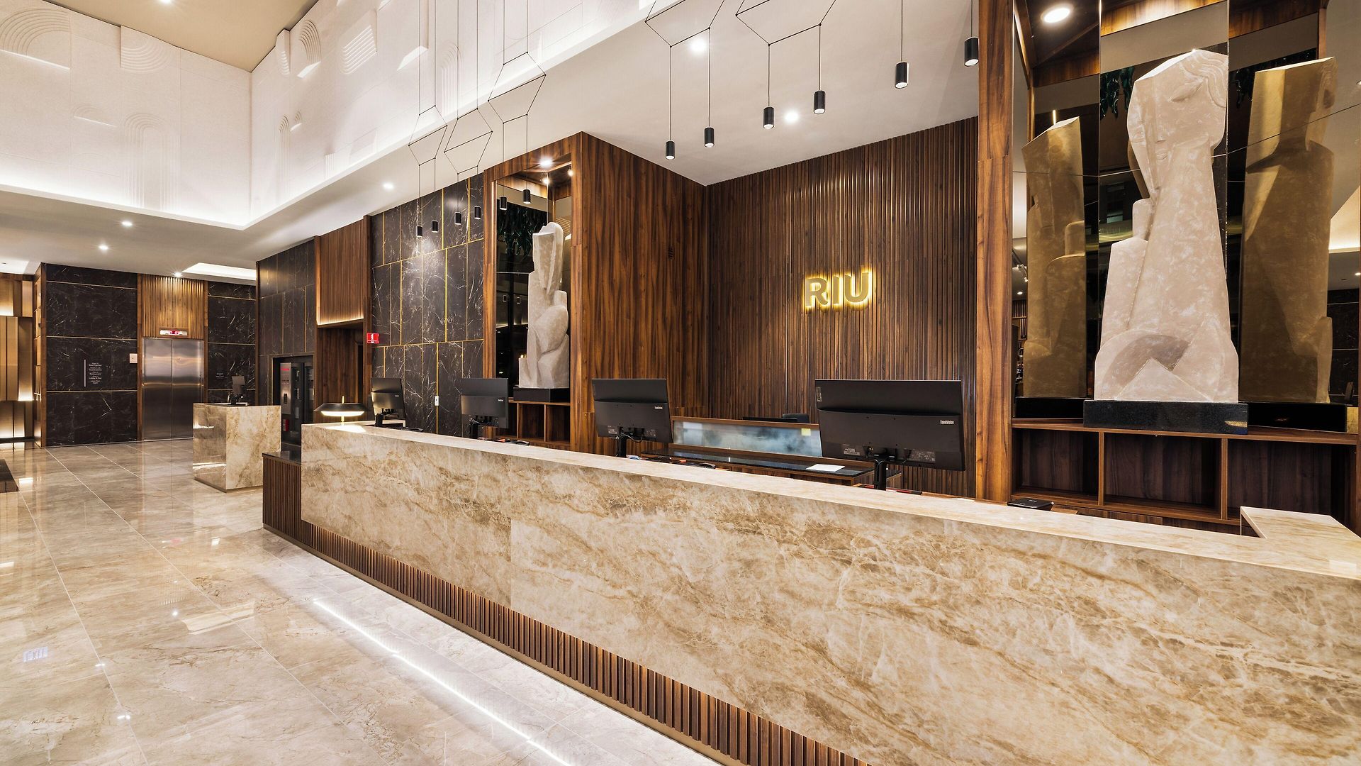 Hotel Riu Plaza Chicago