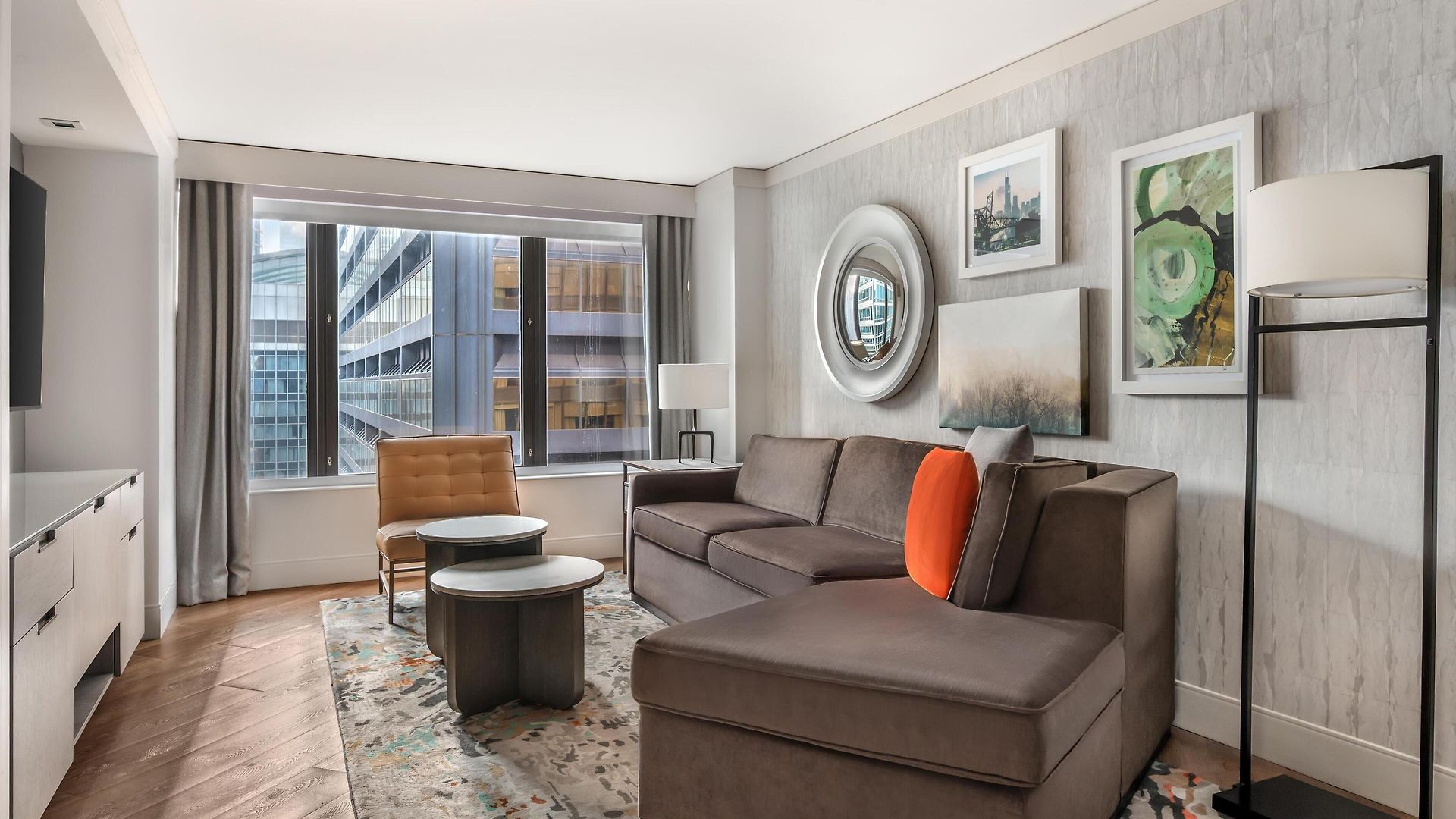 Hilton Grand Vacations Club Magnificent Mile Hotel