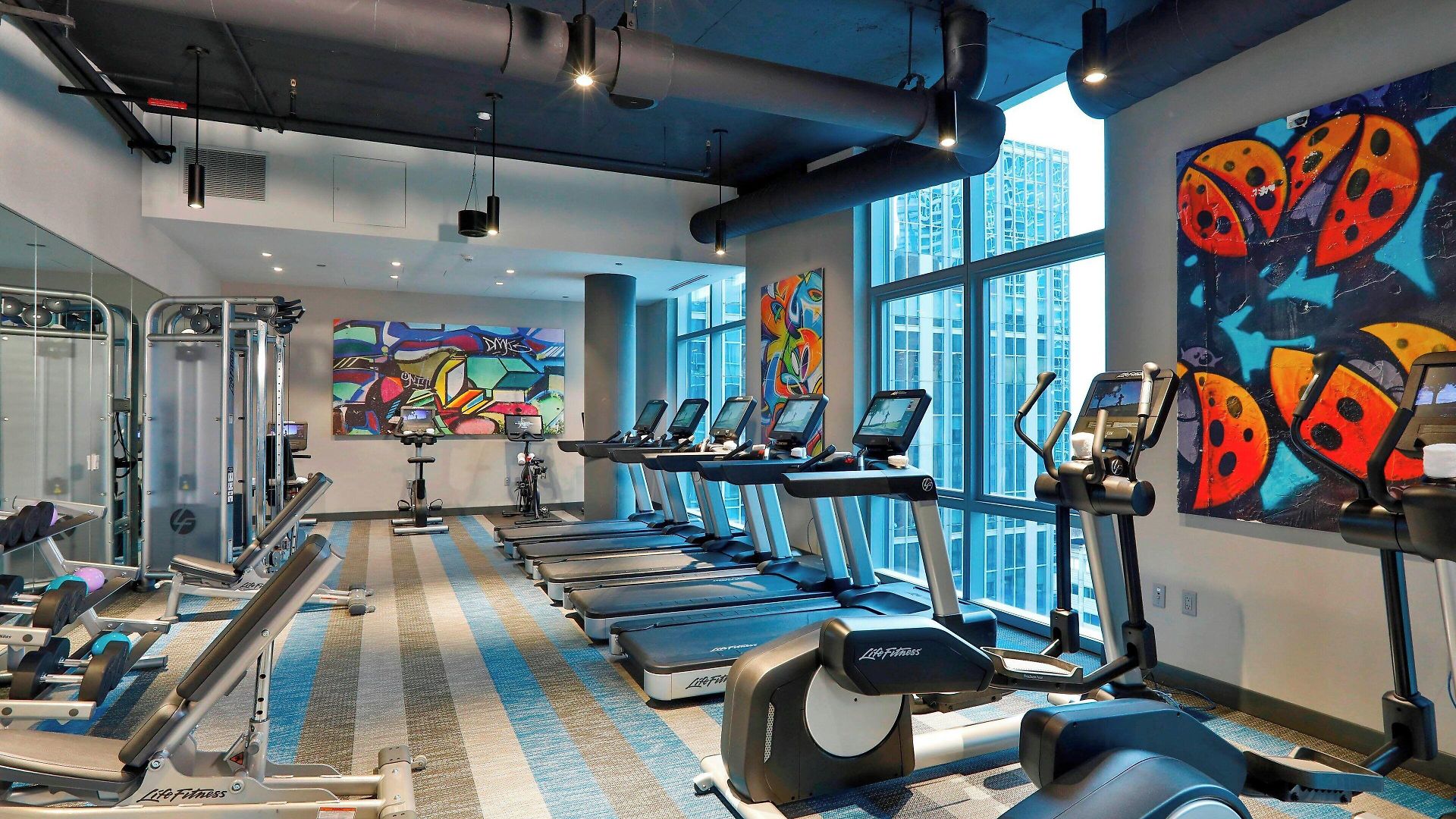Aloft By Marriott Mag Mile Hotel