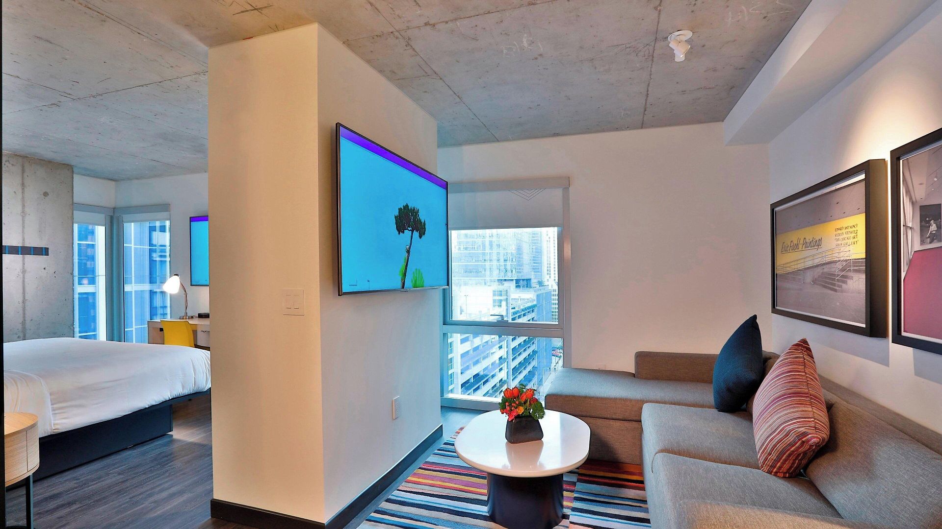 Aloft By Marriott Mag Mile Hotel Chicago