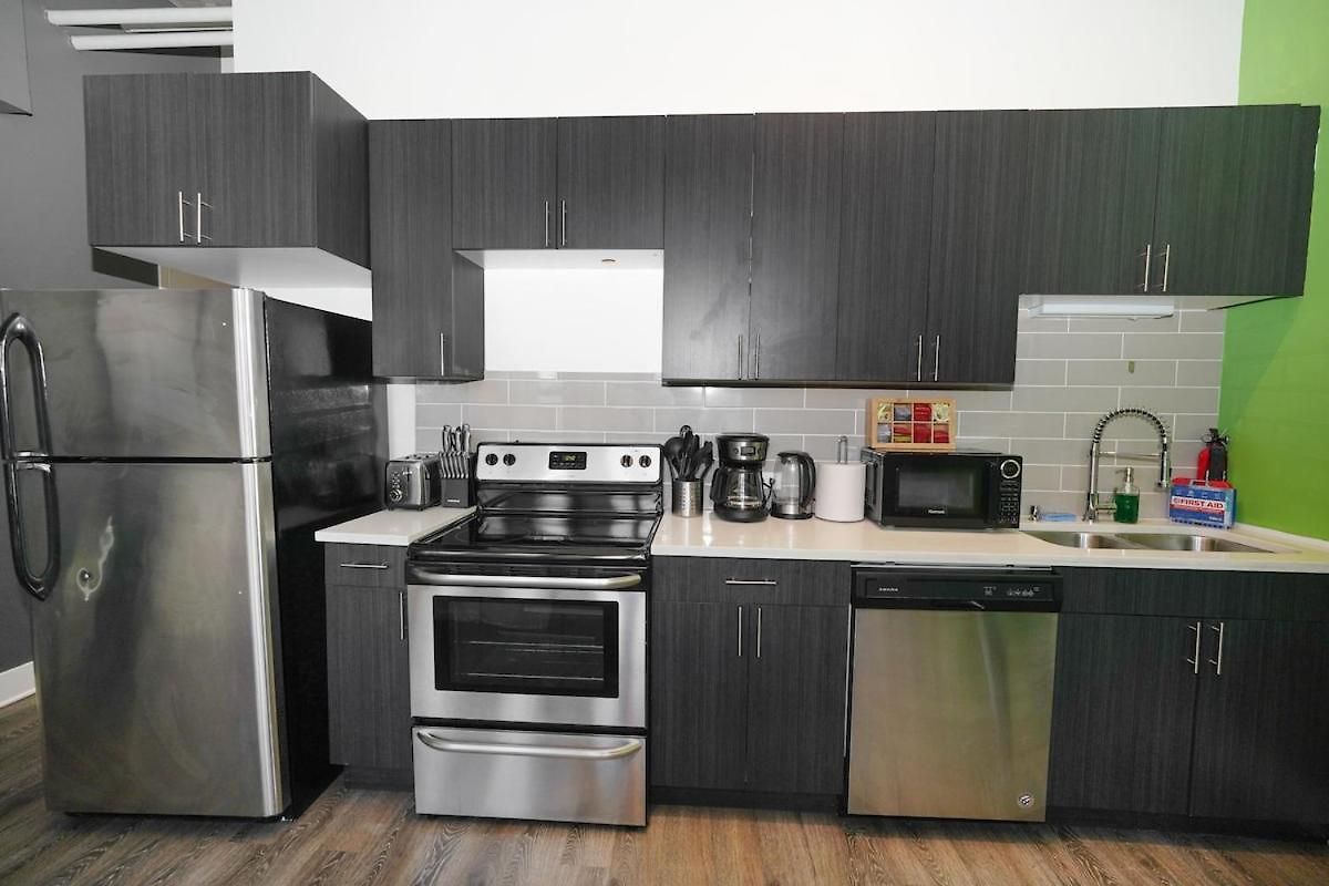 Apartment Mccormick Place Beautiful With Optional Parking And Gym Access Sleeps 4 Near Soldier Field And Downtown *