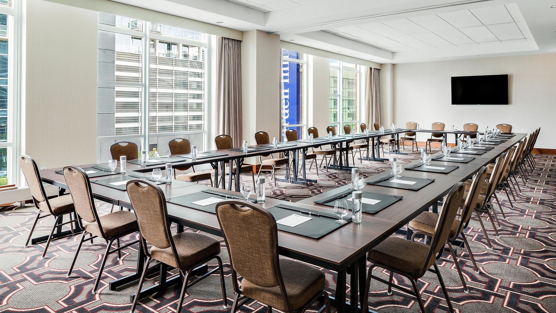 Hotel Hilton Garden Mccormick Place 3*