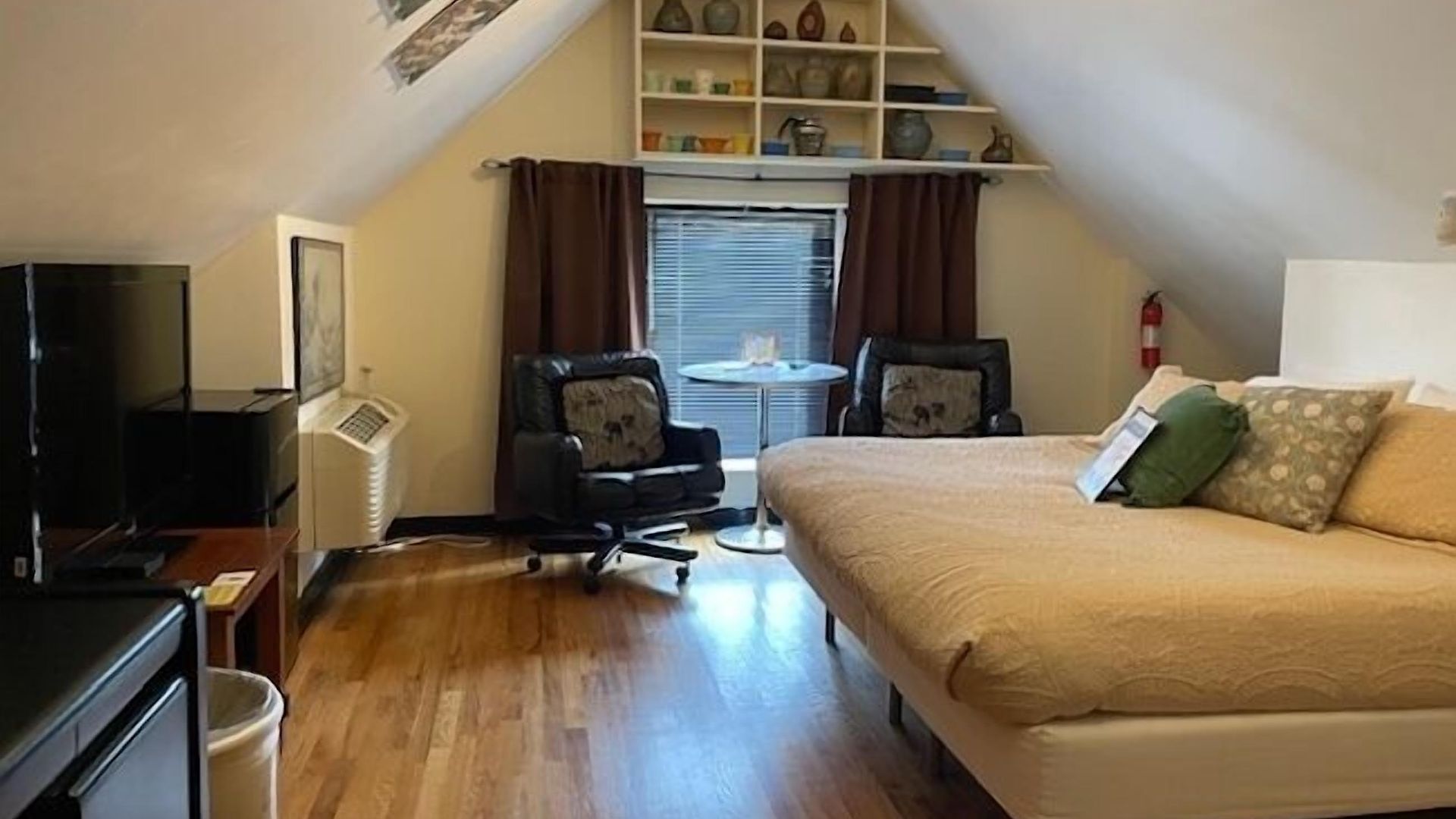 Ray's Bucktown 3* Chicago