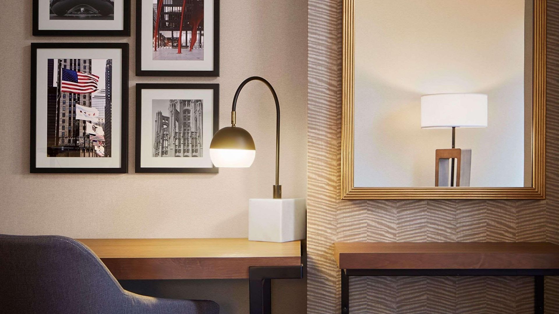 Hampton Inn Chicago West Loop Fulton Market Area Hotel Chicago