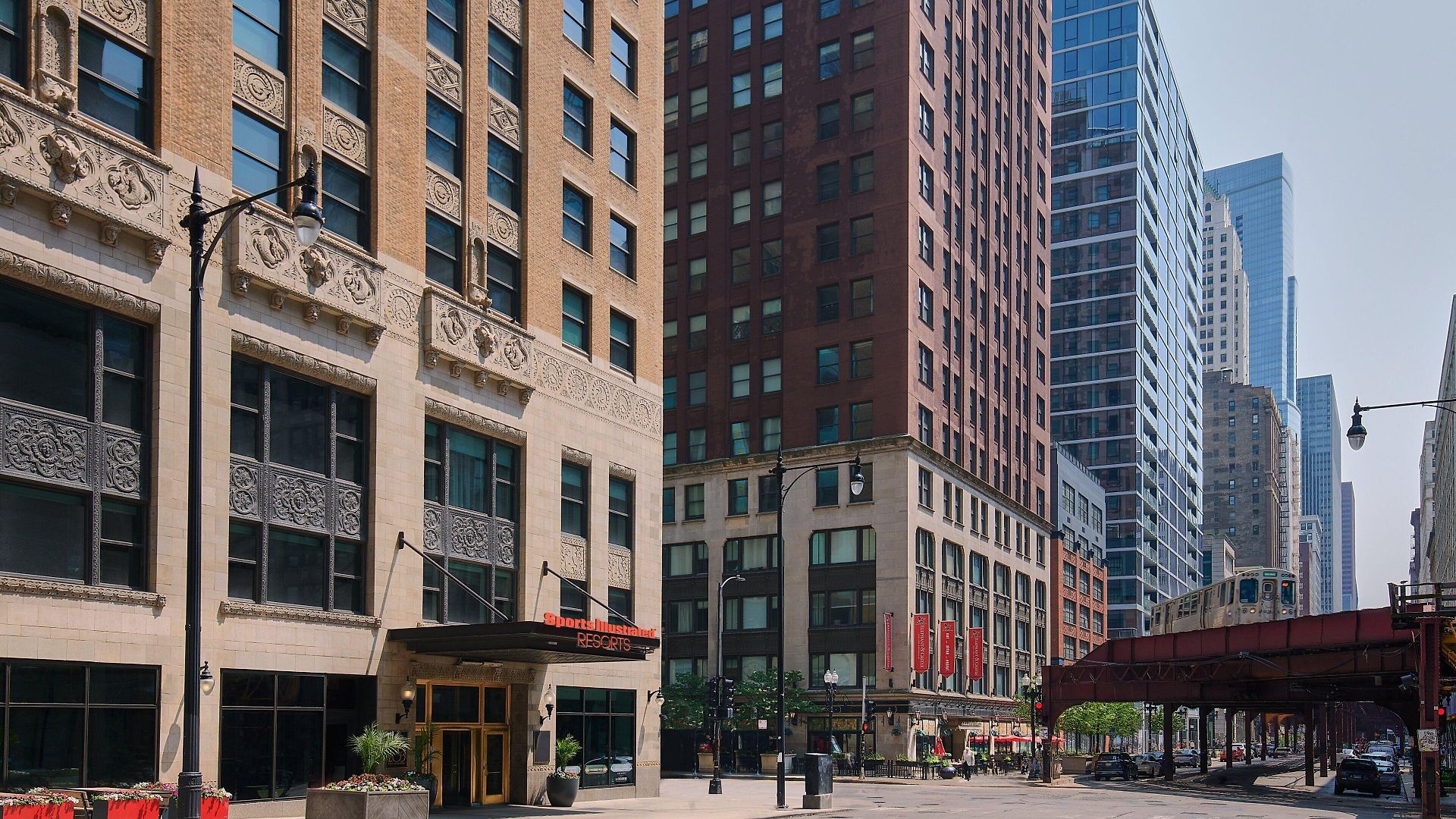 Sports Illustrated 4* Chicago