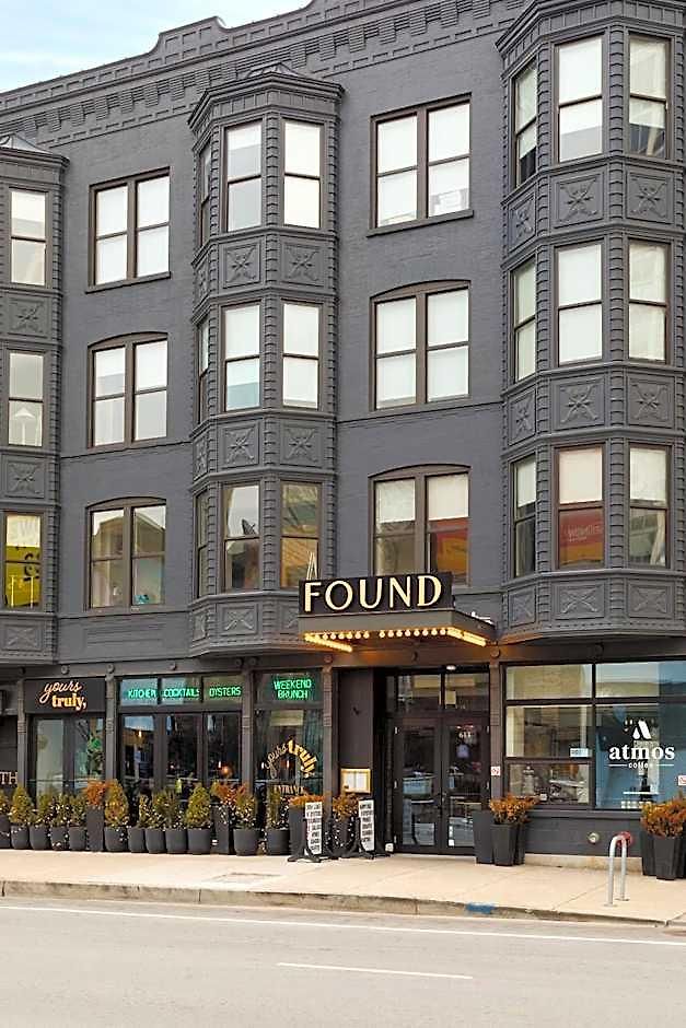 Hotel Found Hotels, Chicago, Series By Marriott 3*