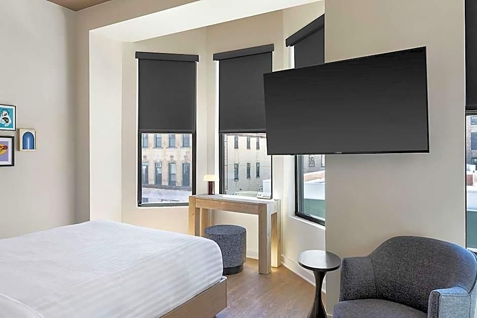 Found Hotels, Chicago, Series By Marriott 3*