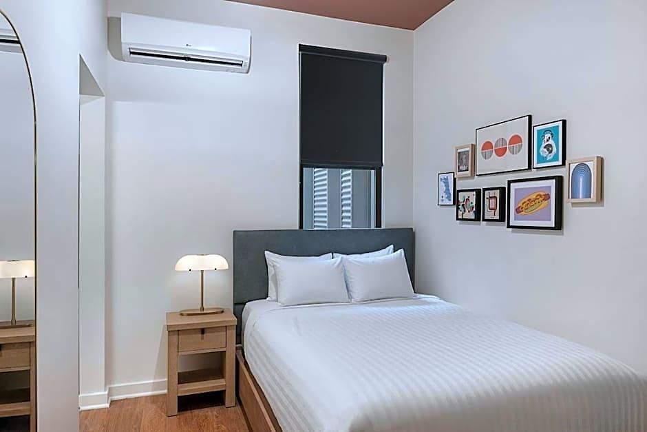 Found Hotels, Chicago, Series By Marriott 3*