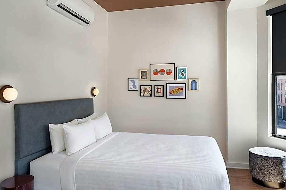 Found Hotels, Chicago, Series By Marriott 3*