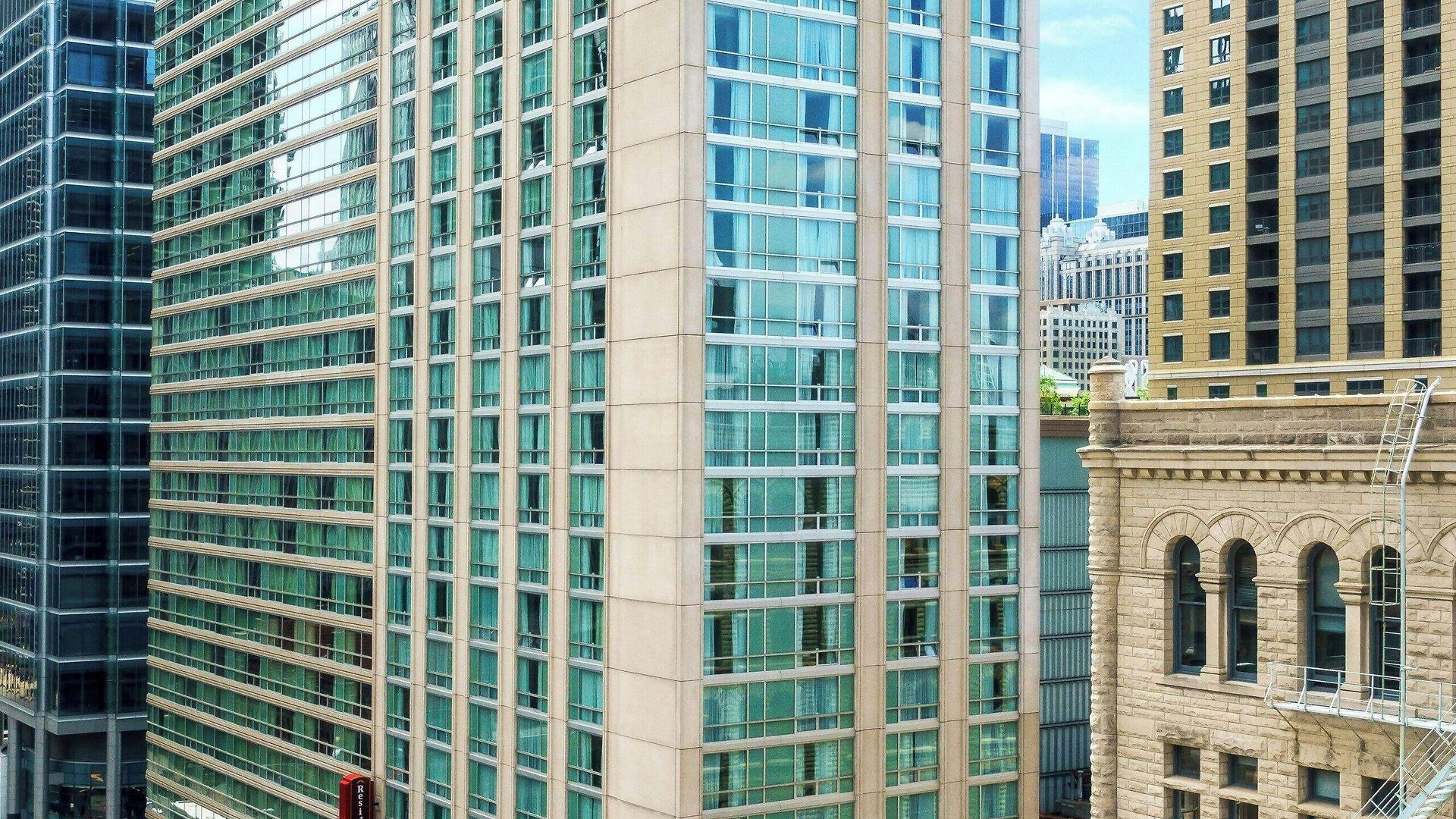 Hotel By Marriott Downtown/river North 3*