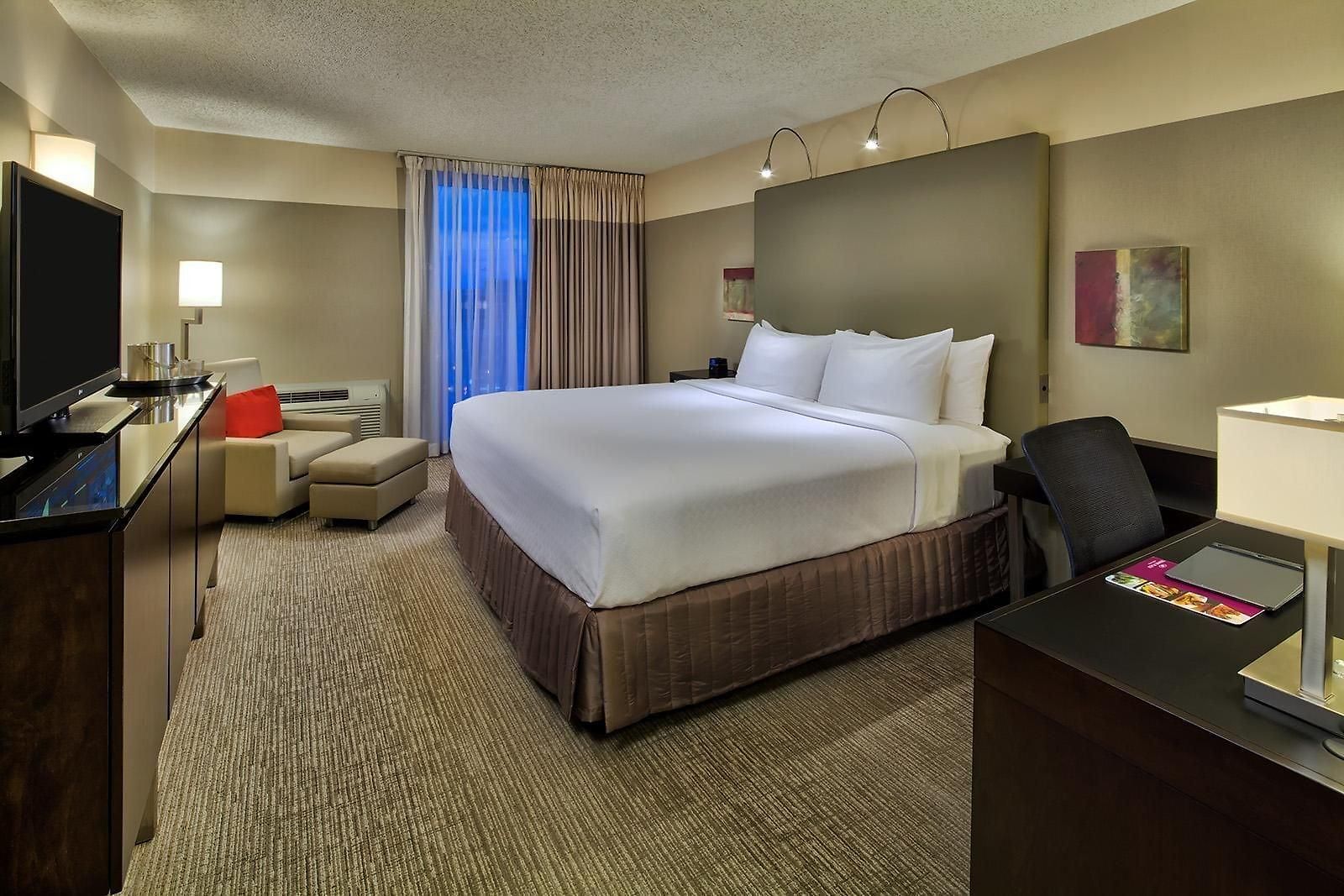 Crowne Plaza - West Loop By Ihg 3*