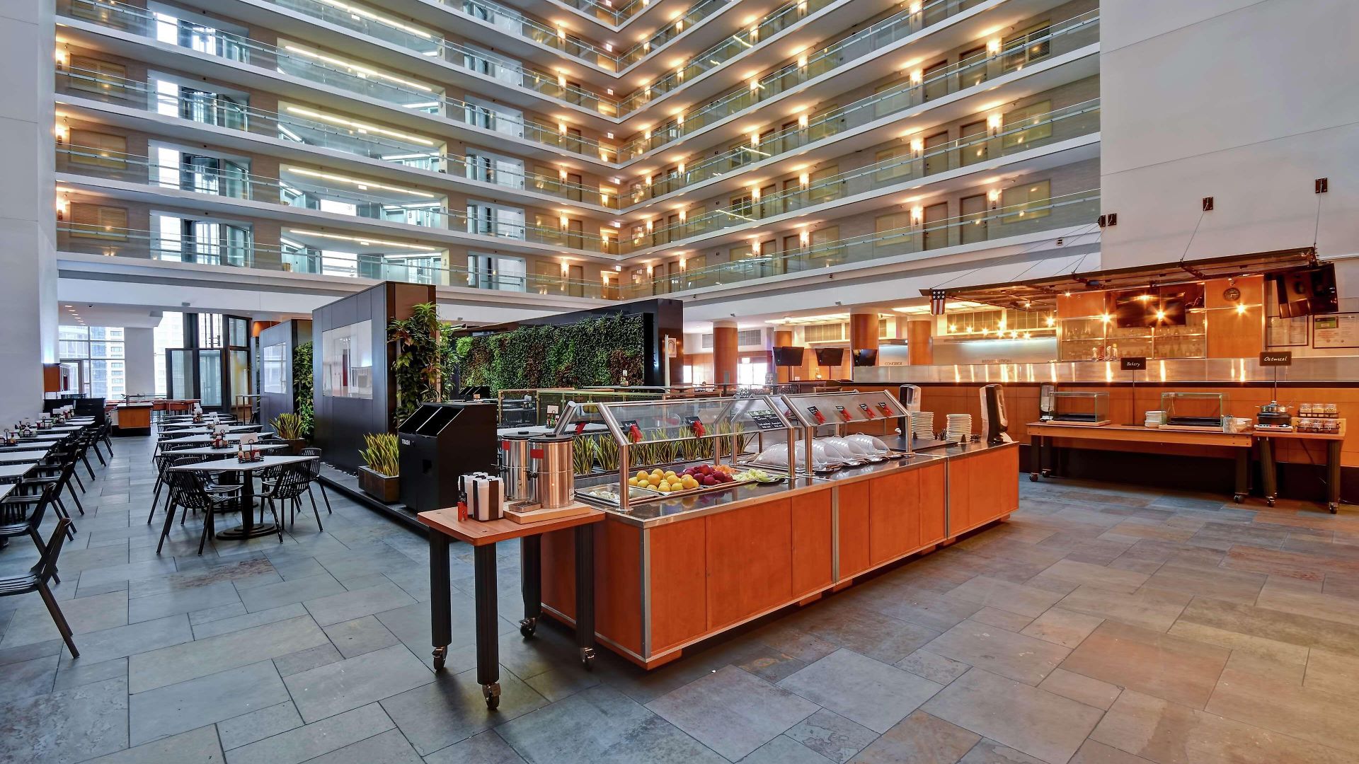 Hotel Embassy By Hilton Downtown Magnificent Mile