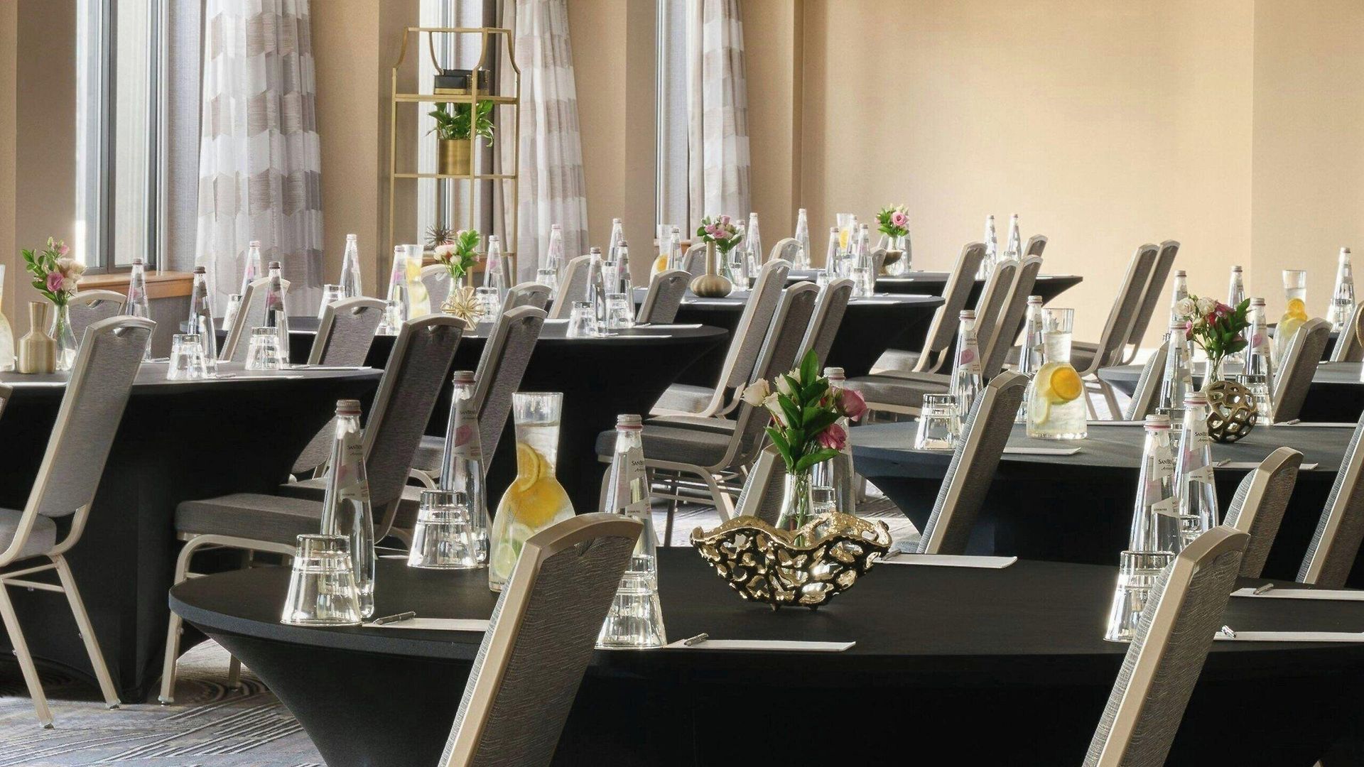 The Gwen, A Luxury Collection Hotel, Michigan Avenue 4*
