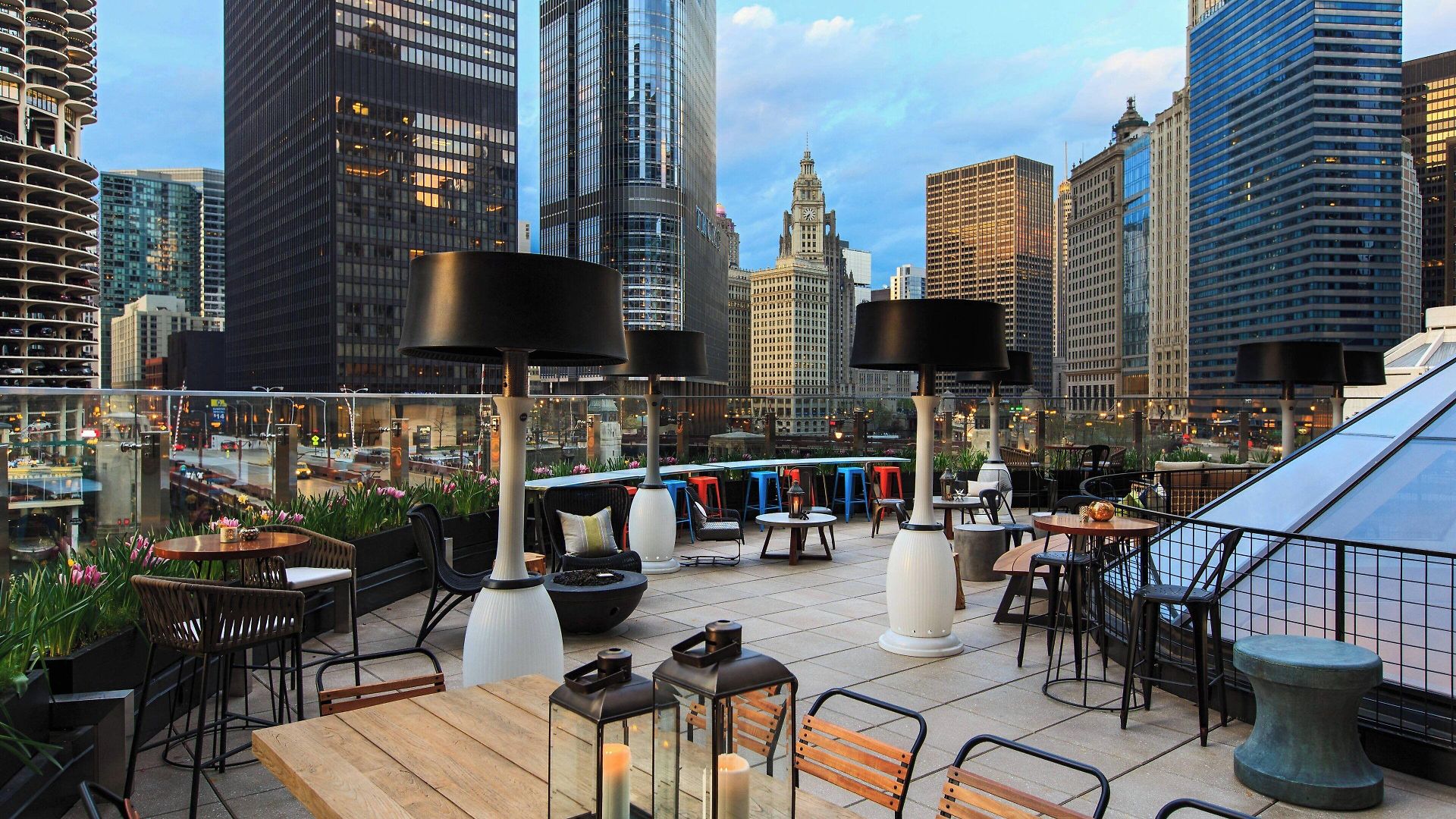 Renaissance Downtown Hotel 4*