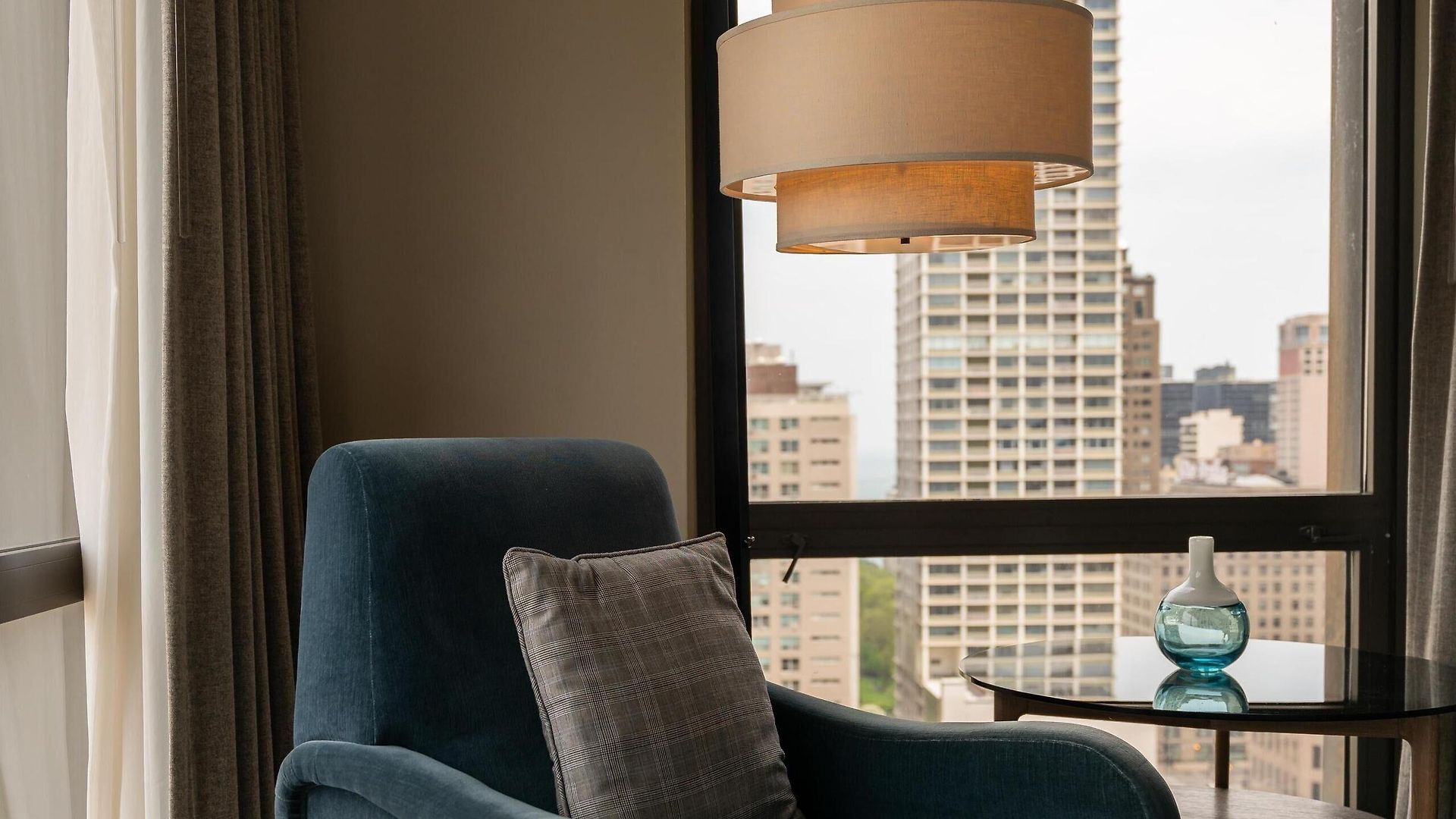 Thompson Chicago, By Hyatt 4* Chicago