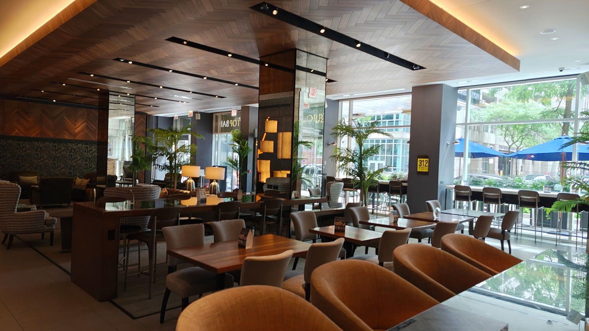 The Collection Magnificent Mile 4*