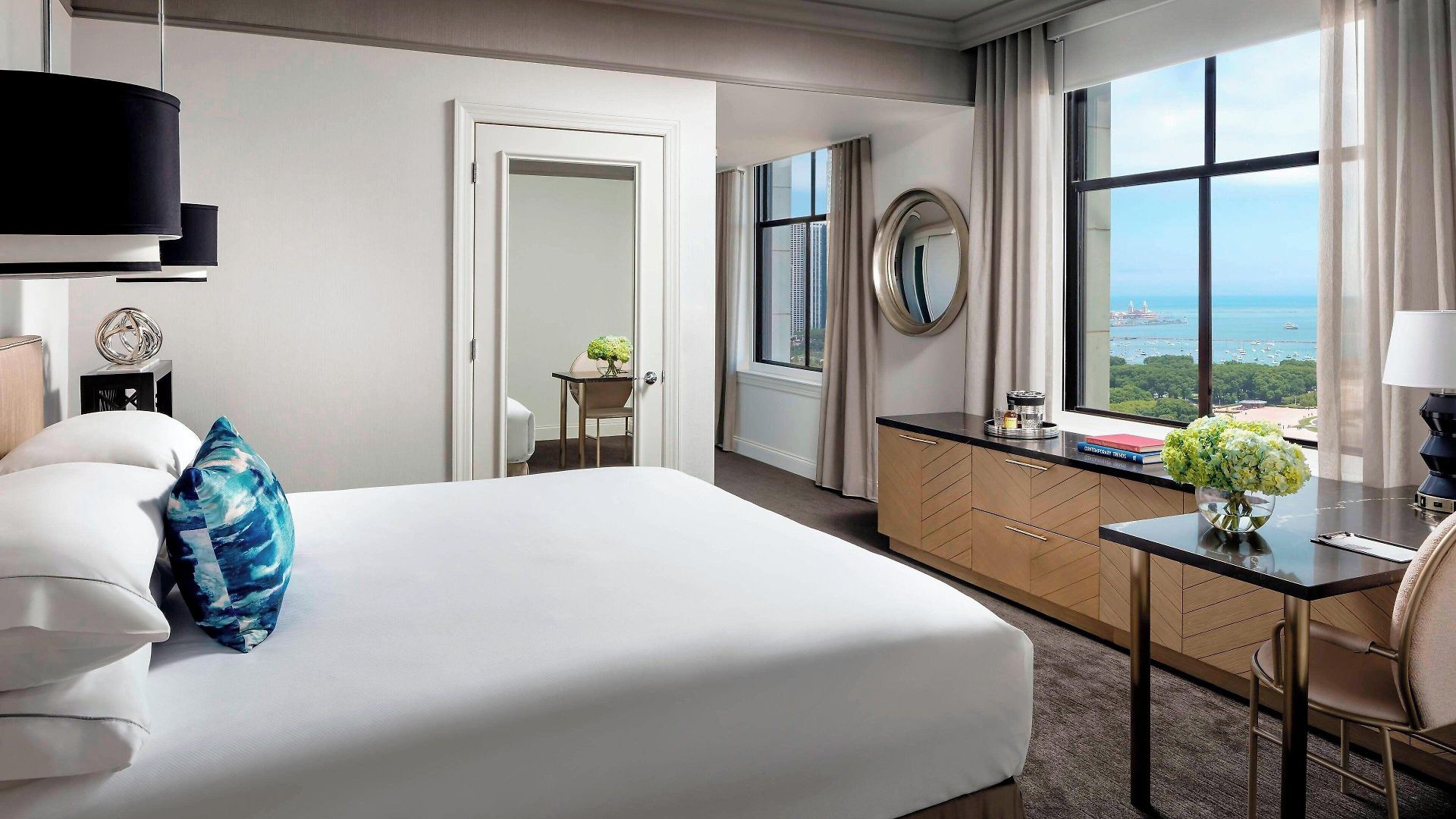 Hotel The Blackstone, Autograph Collection 4*