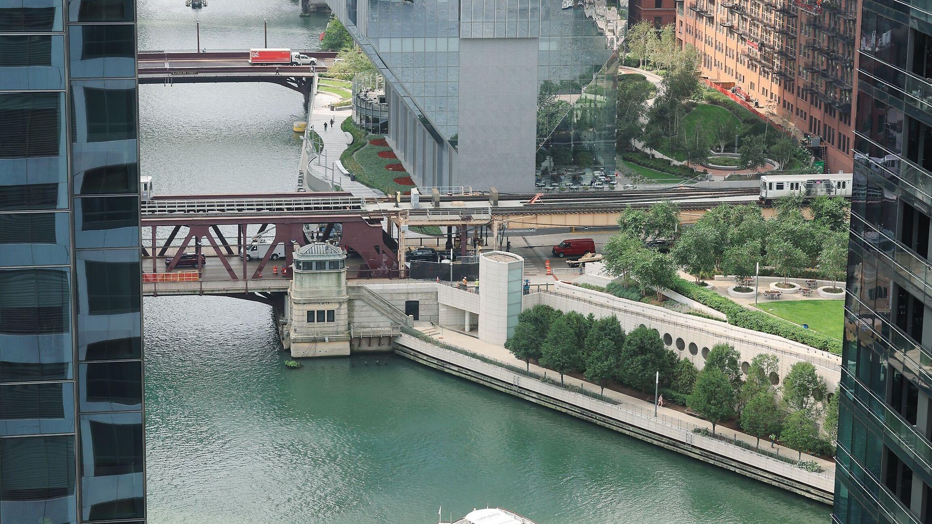 Hotel Mart Plaza River North, An Ihg Chicago