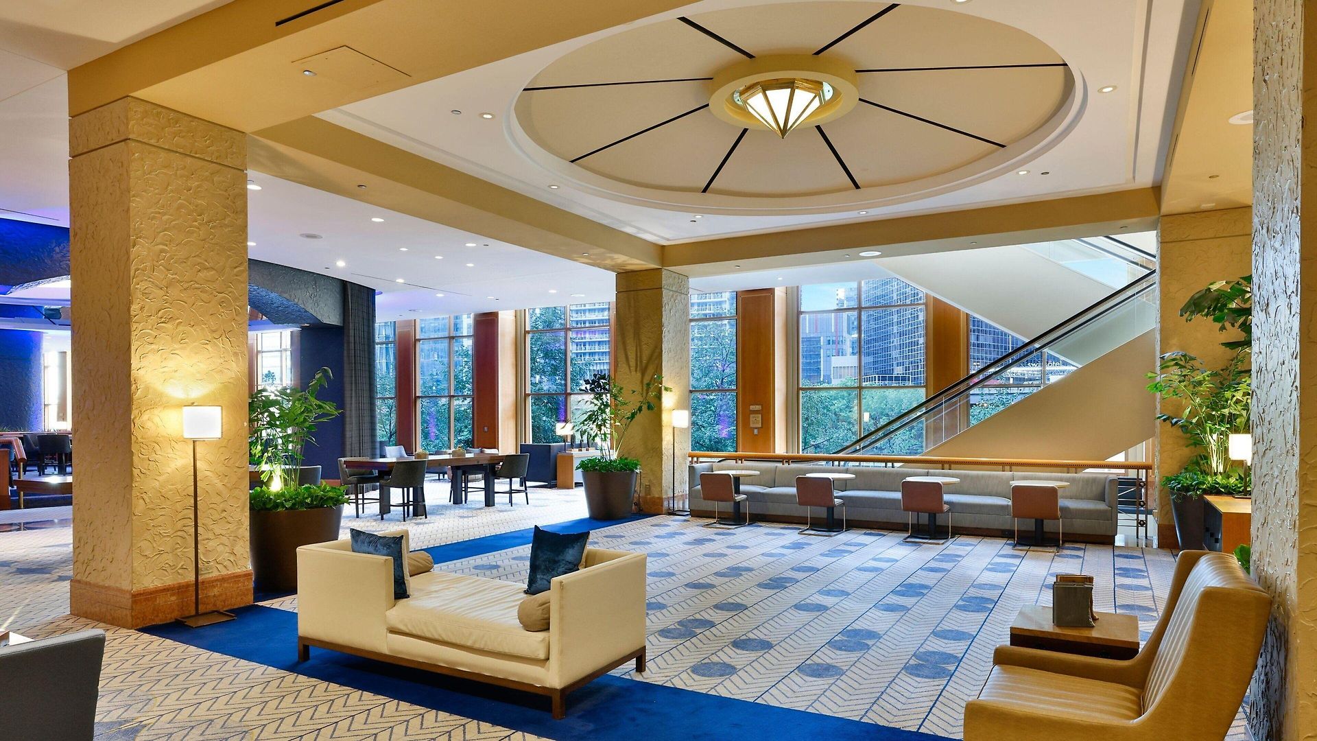Sheraton Grand Riverwalk 4*