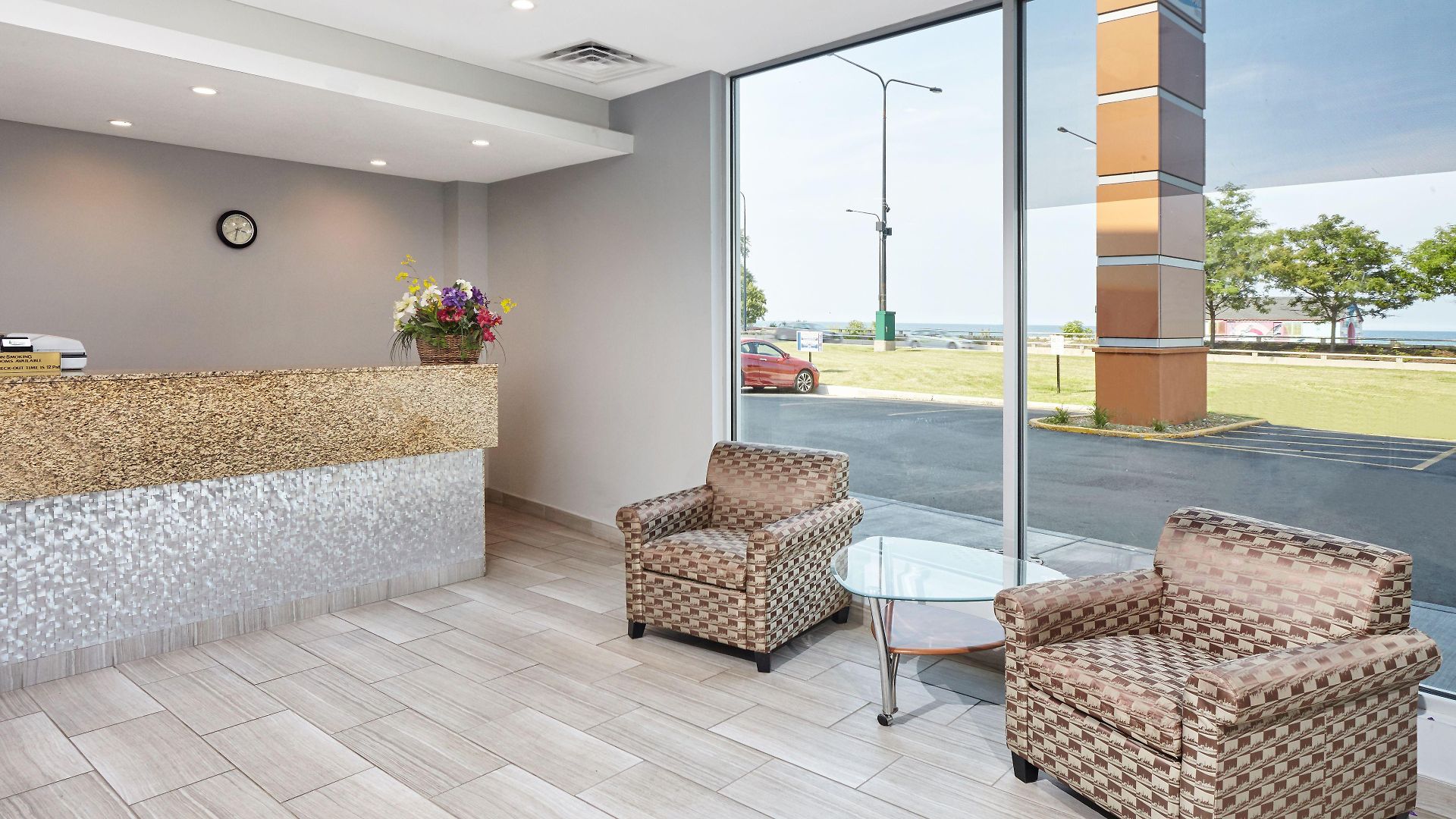 Shore Hotel 3*