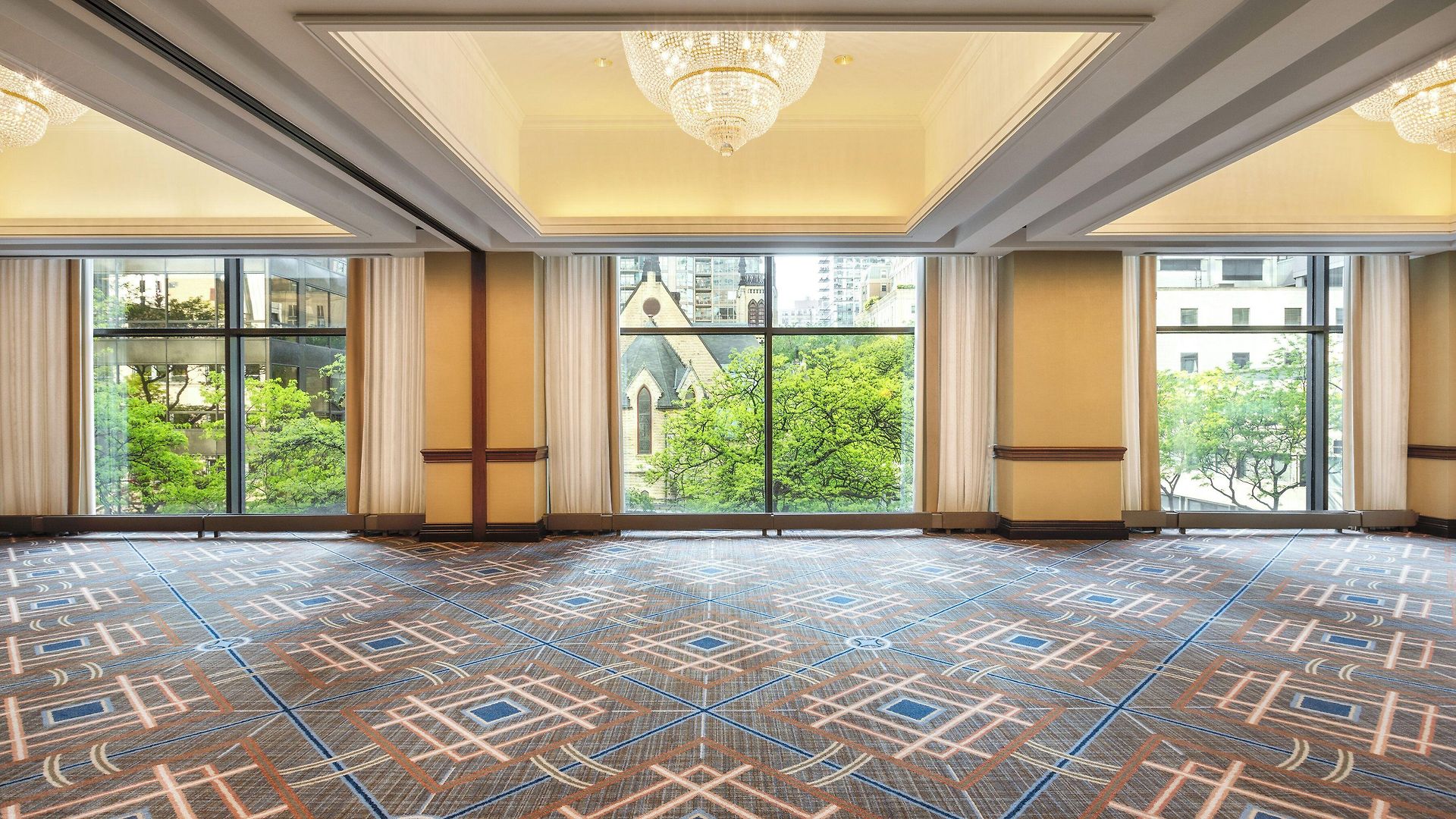 Hotel Omni
