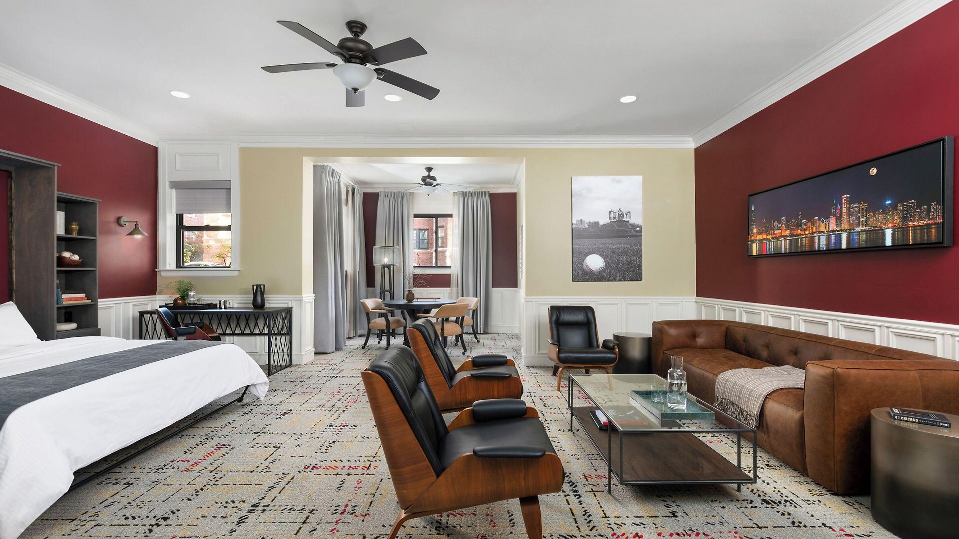 Majestic 3* Chicago