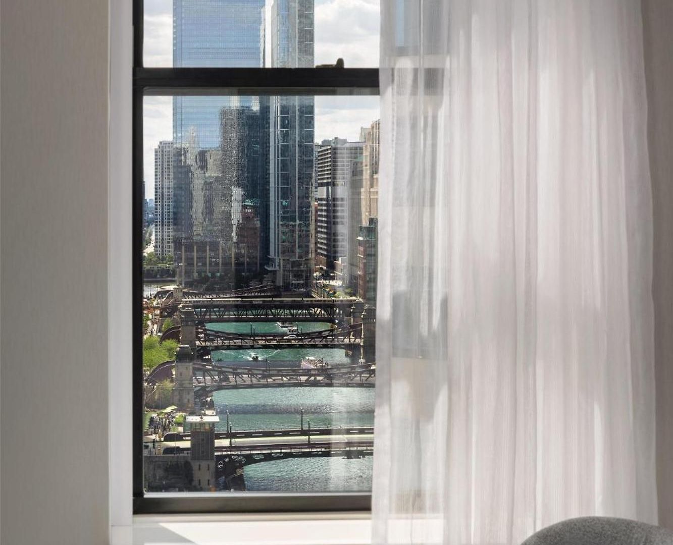 Hampton Downtown/n Loop/michigan Ave