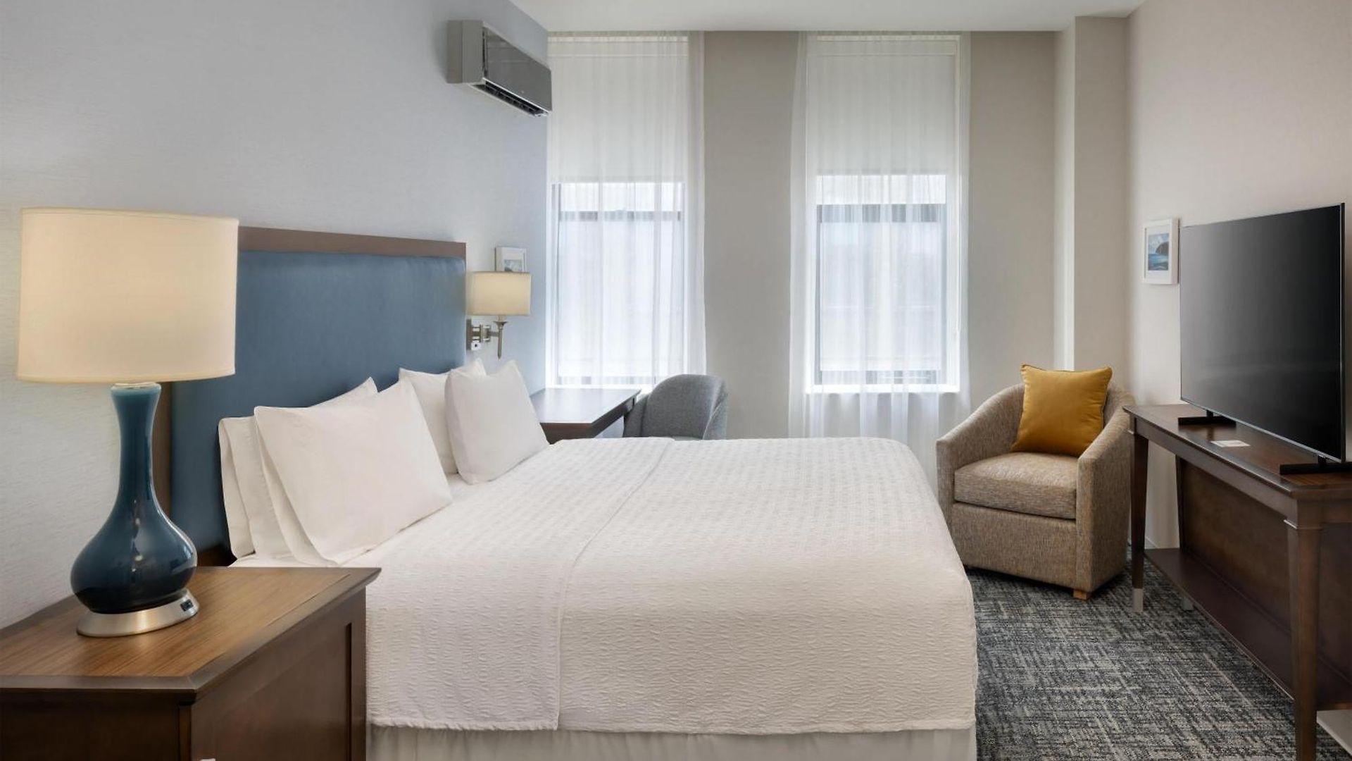 Hampton Downtown/n Loop/michigan Ave 3*