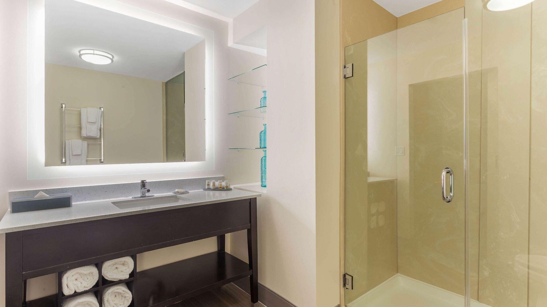 Hotel La Quinta & By Wyndham Downtown Chicago