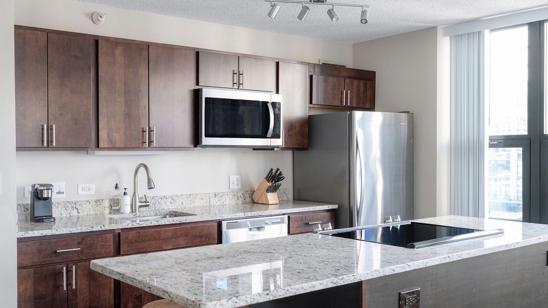 Kasa Magnificent Mile 4*
