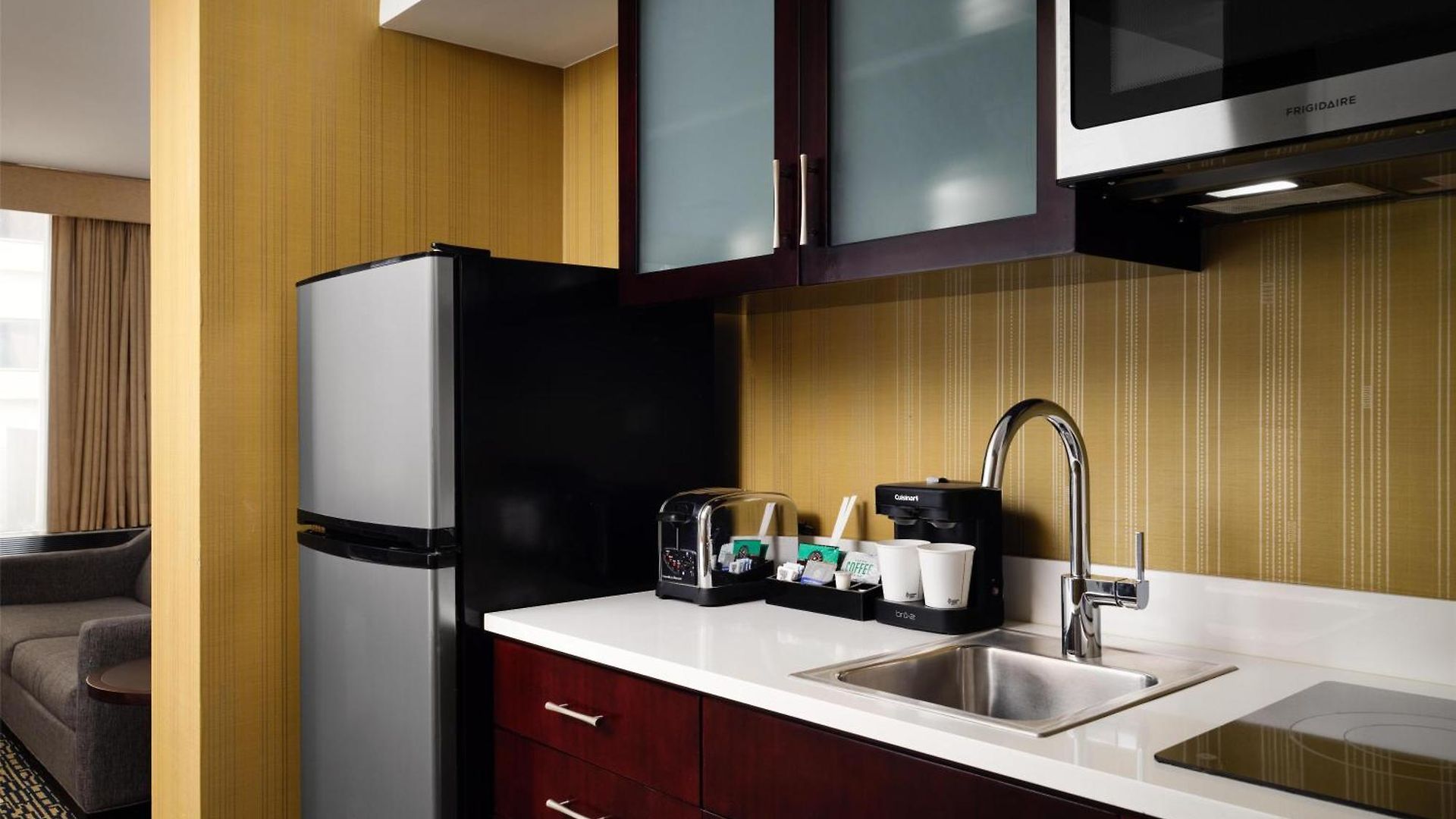 Homewood By Hilton Downtown - Magnificent Mile Hotel 3*