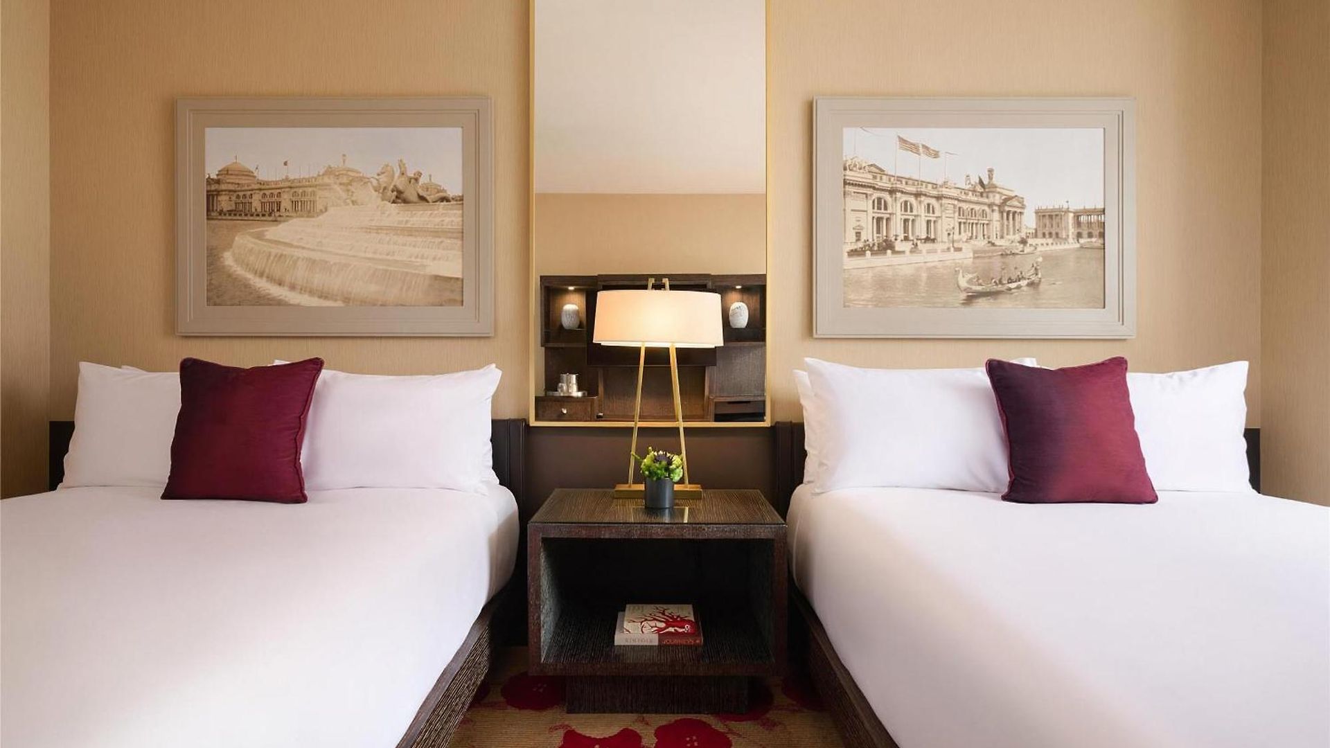 The Royal Sonesta River North 4* Chicago