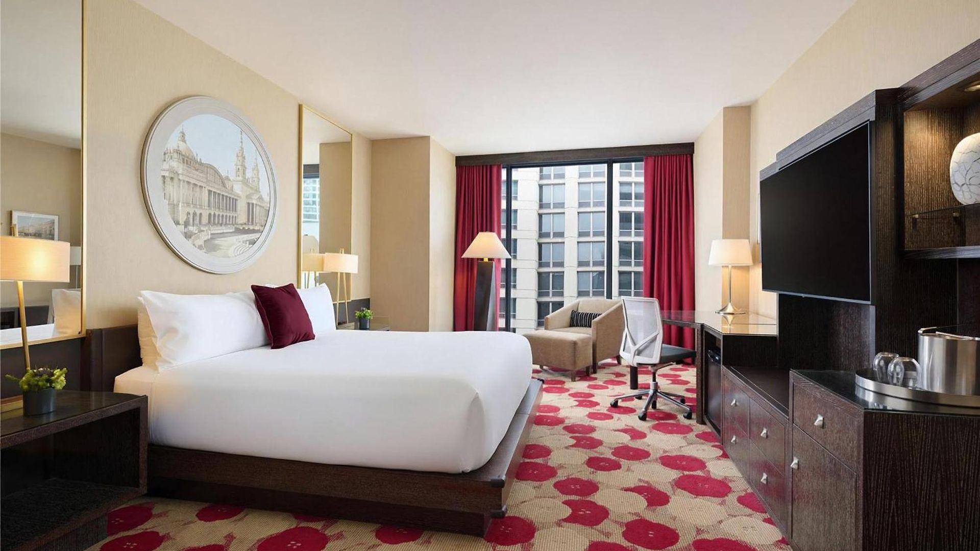 Hotel The Royal Sonesta River North