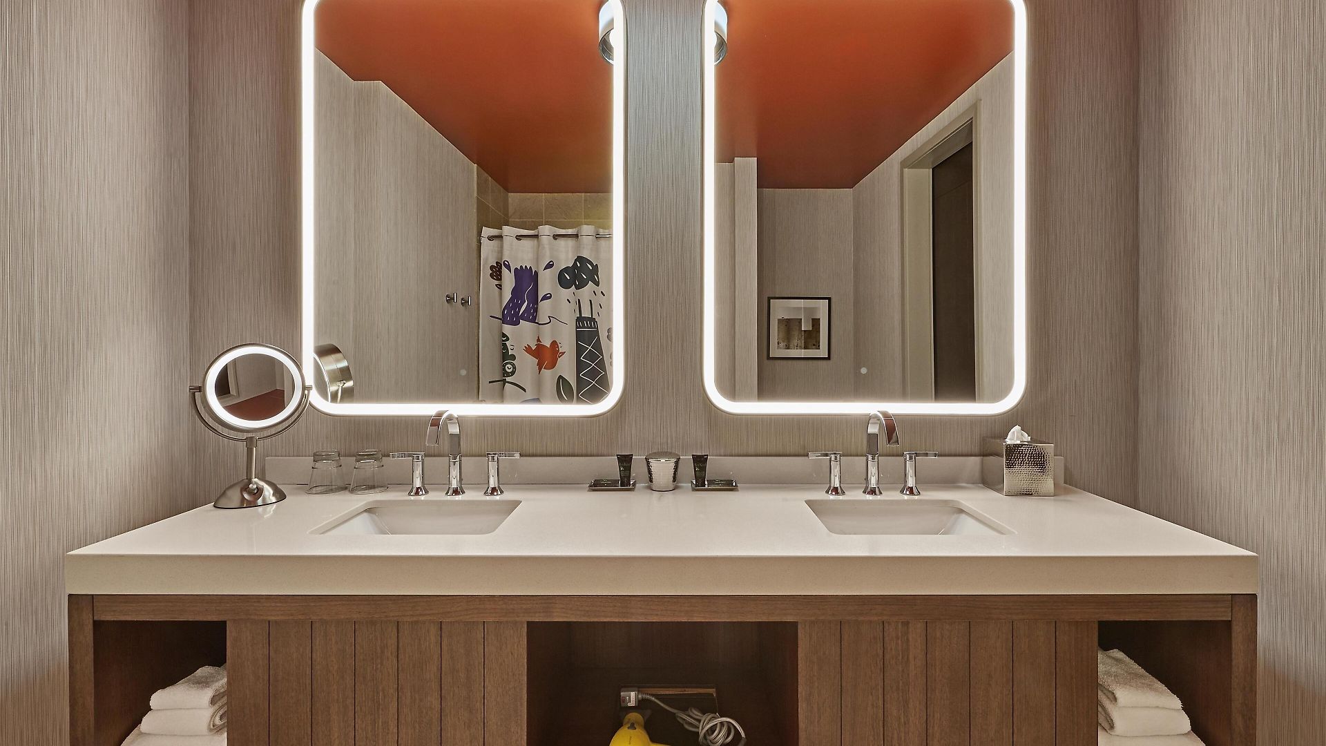 Hotel Hyatt Centric Magnificent Mile 4*