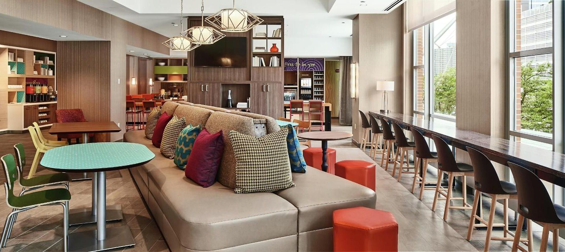 Home2 By Hilton Mccormick Place 3*