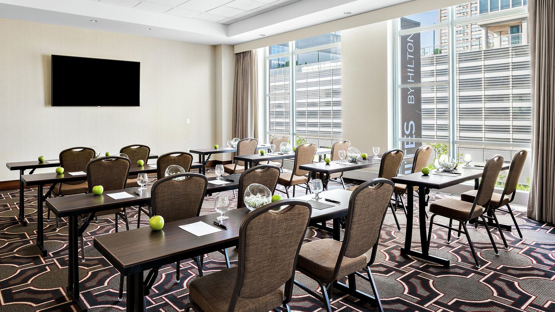 Home2 By Hilton Mccormick Place