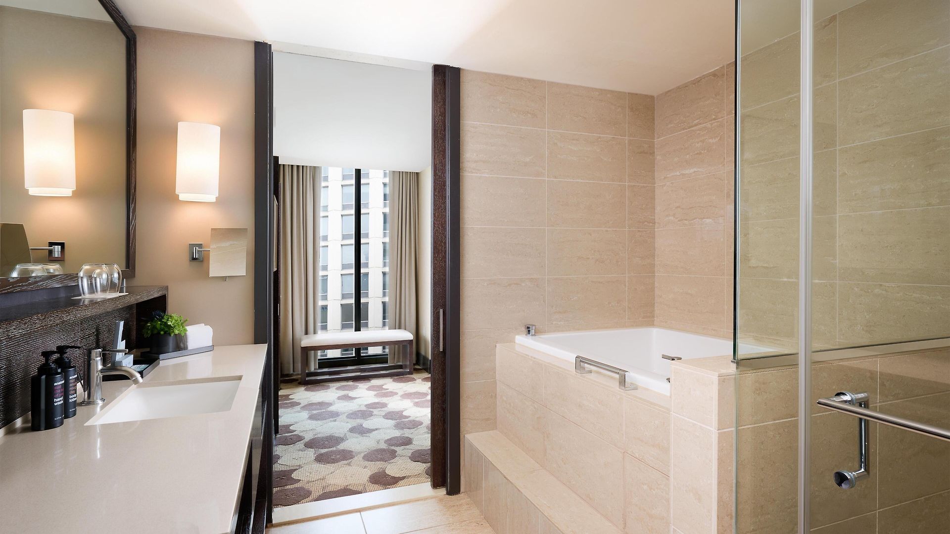 The Royal Sonesta River North Hotel Chicago