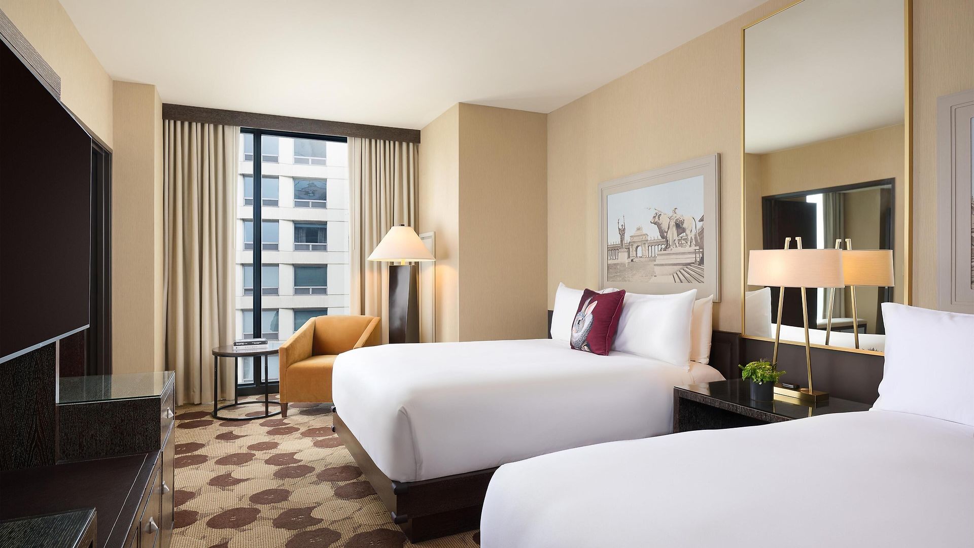 Hotel The Royal Sonesta River North