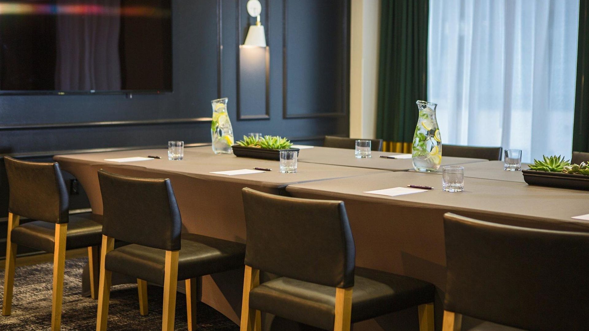 Staypineapple, An Iconic Hotel, The Loop Hotel