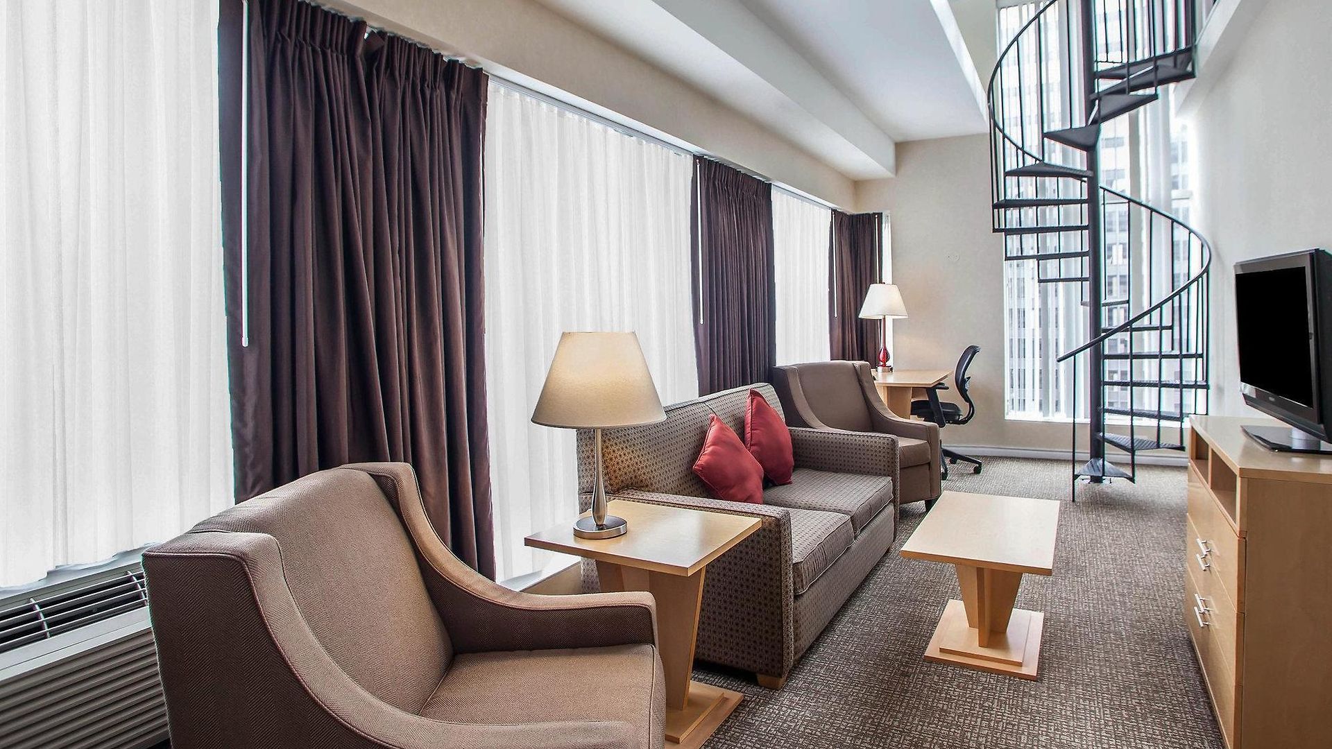 Hotel Comfort Michigan Avenue 3*