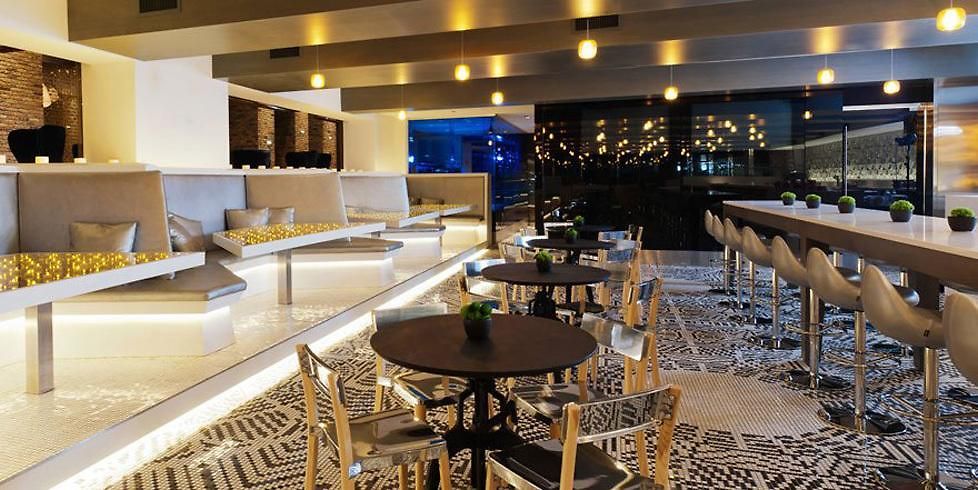 Aparthotel Aqua Chicago